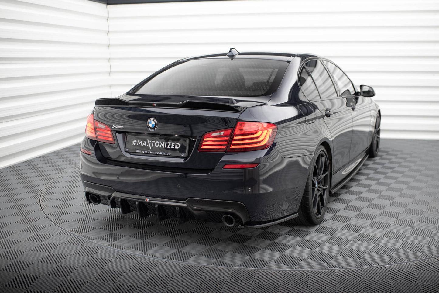 Spoiler cap 3d bmw 5 m-pack f10