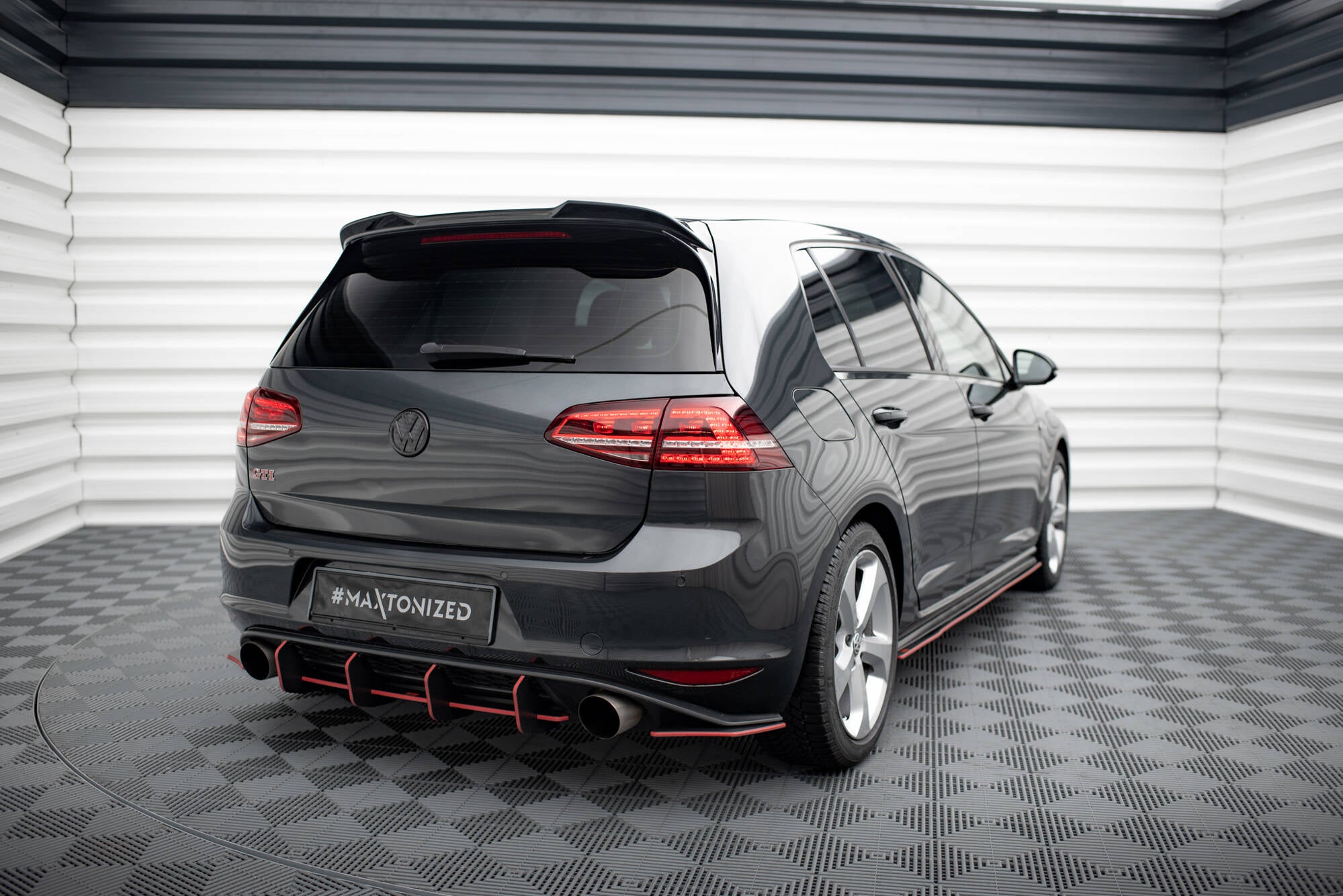 Spoiler Cap 3D Volkswagen Golf R / R-Line / GTI MK7