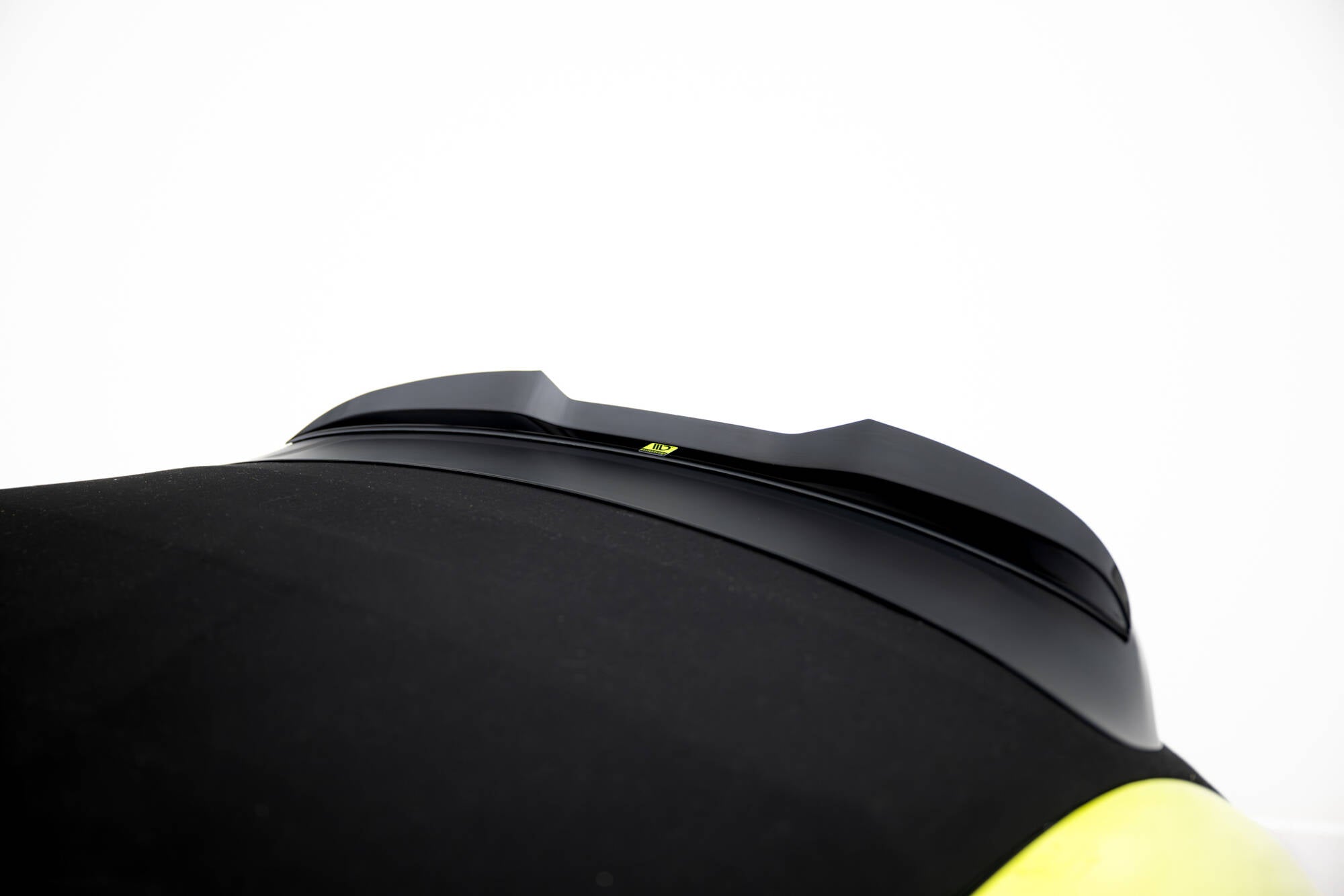 Spoiler cap abarth 500e