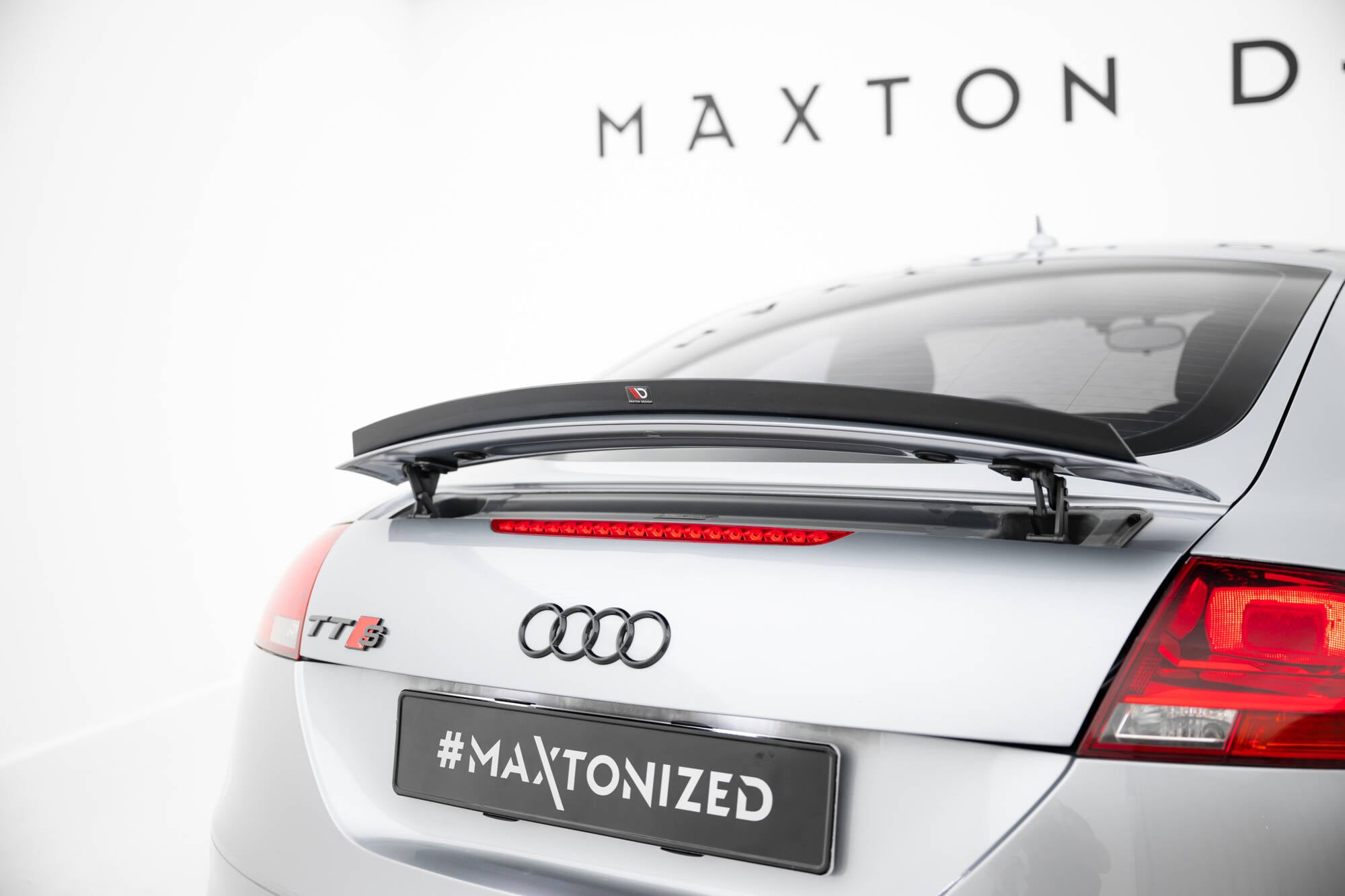 Spoiler cap audi tt 8j