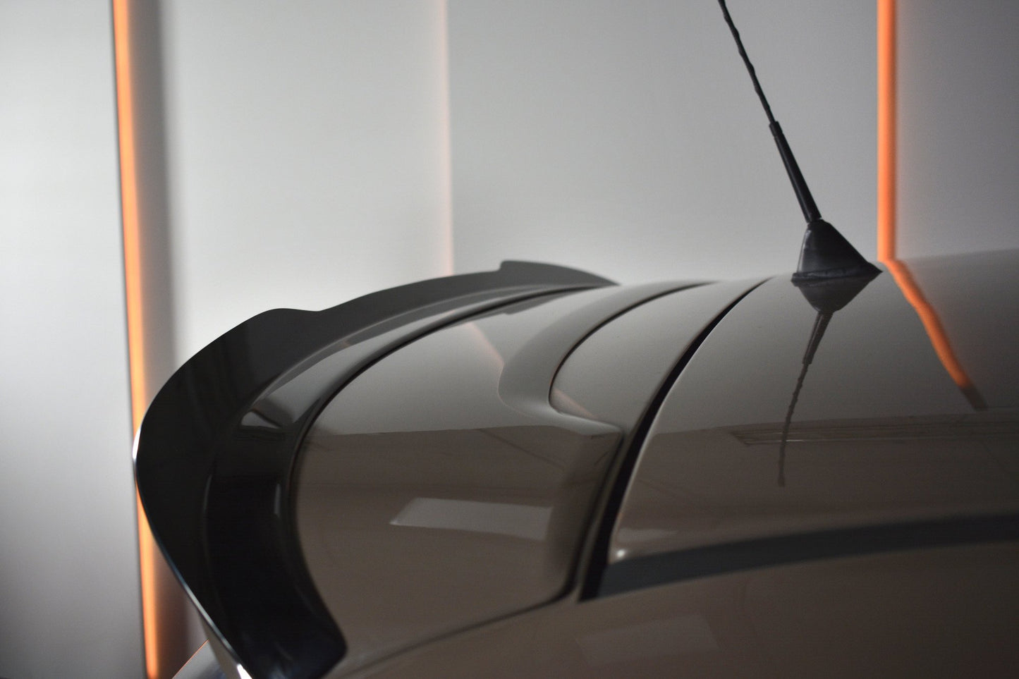 Spoiler cap fiat 500 hatchback sport preface