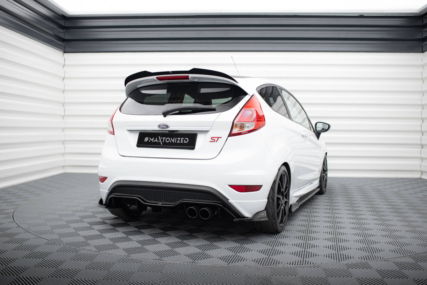 Spoiler Cap Ford Fiesta ST MK7 FL