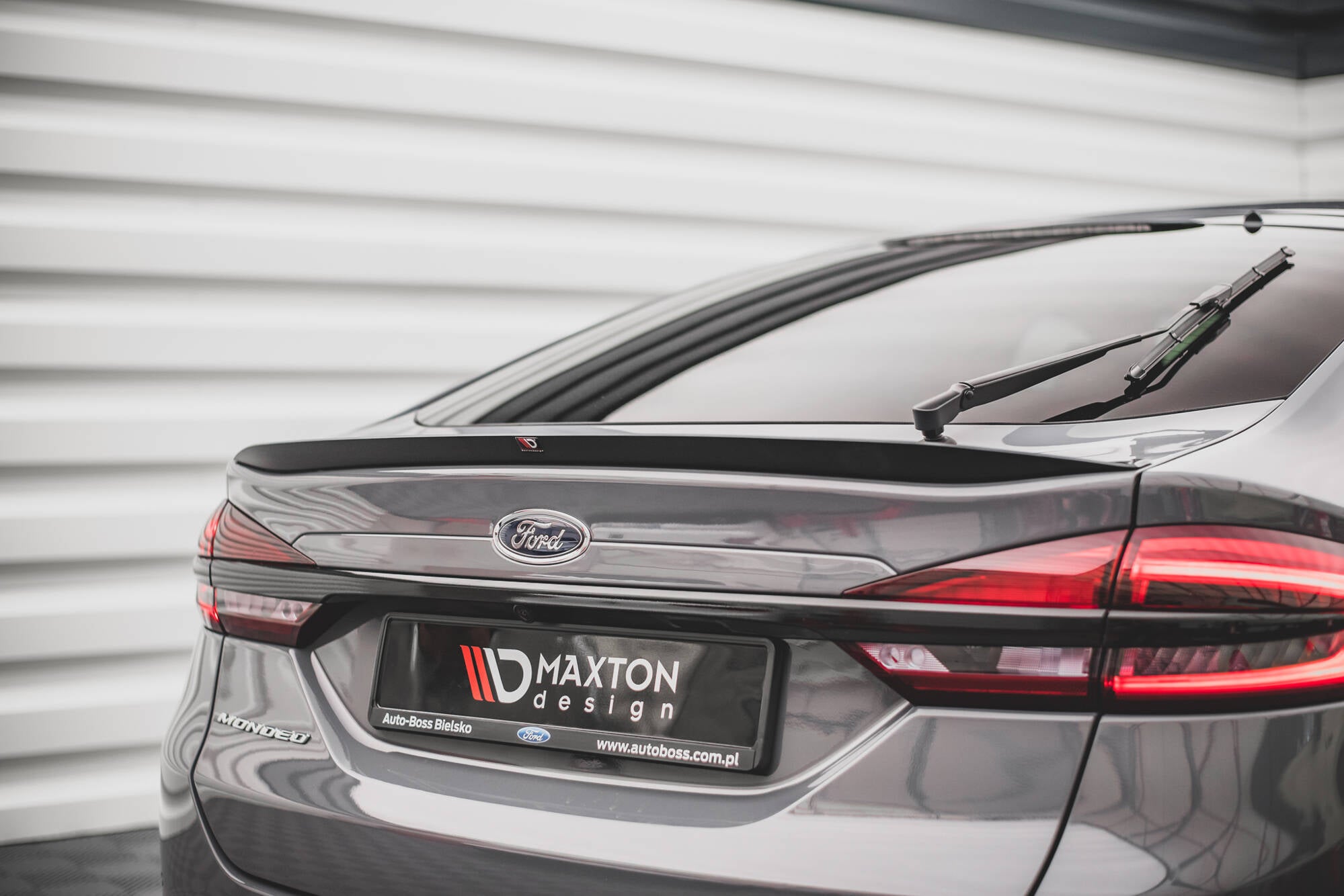 Spoiler Cap Ford Mondeo Liftback Mk5