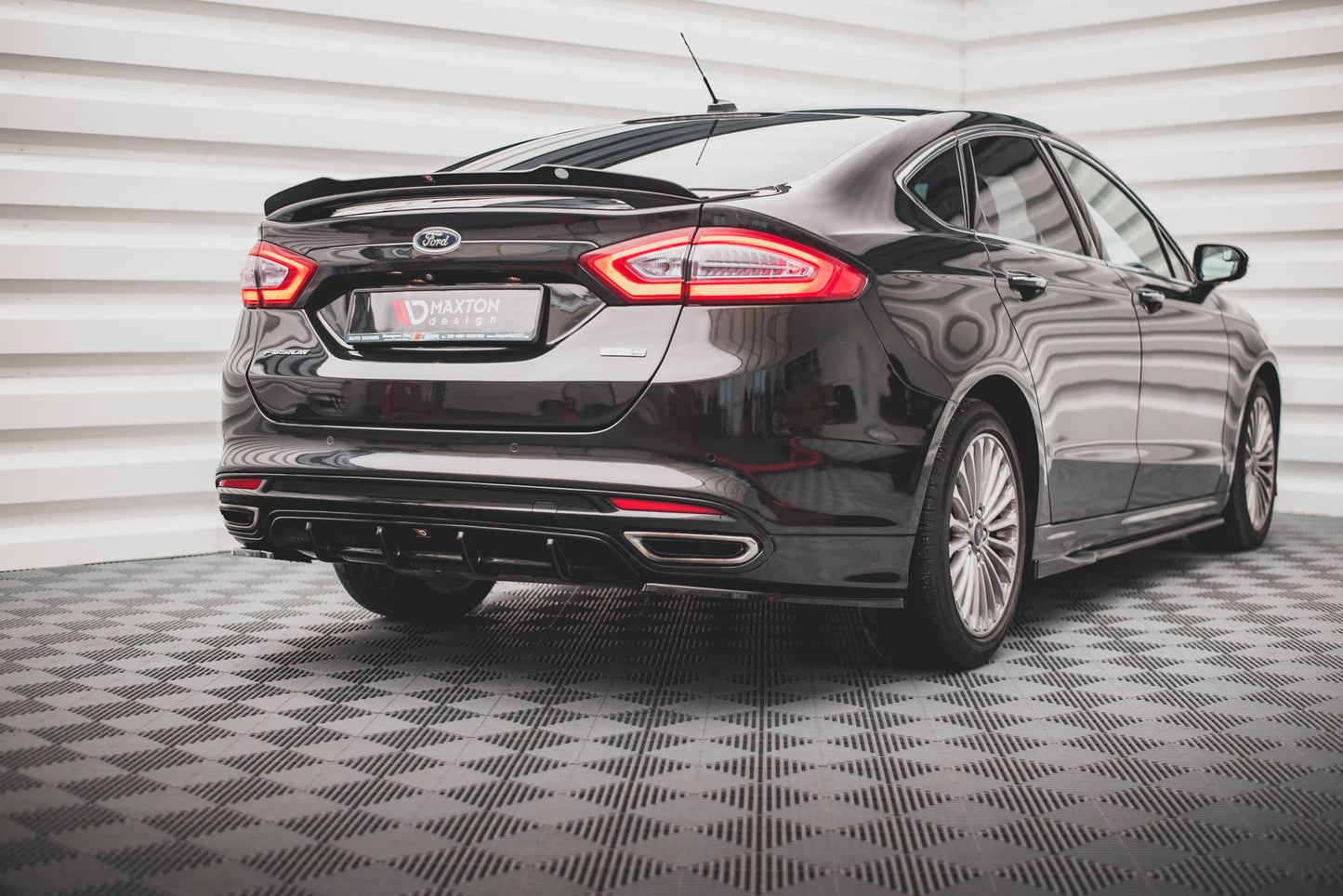 Spoiler Cap Ford Mondeo MK5