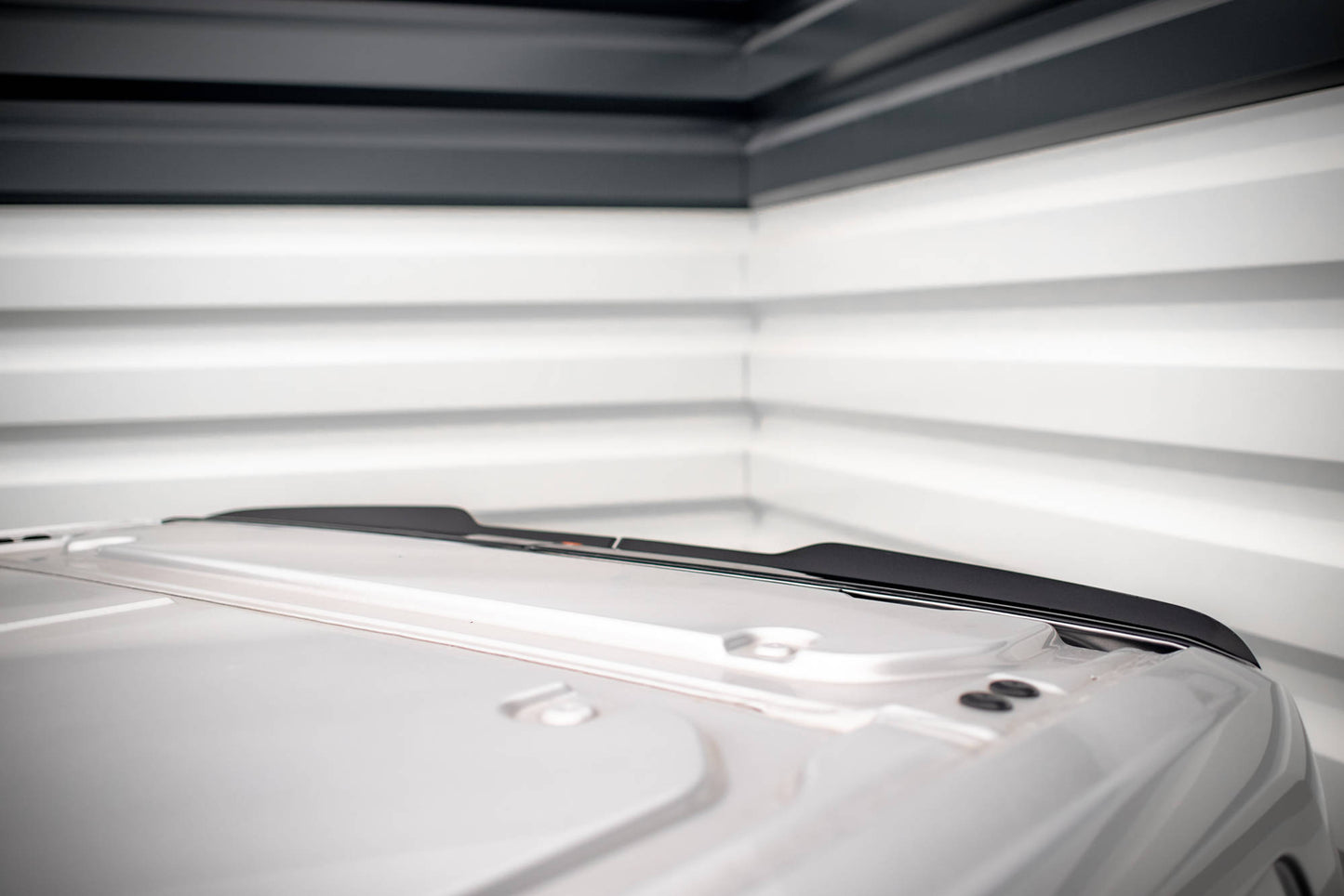 Spoiler cap ford transit custom mk1