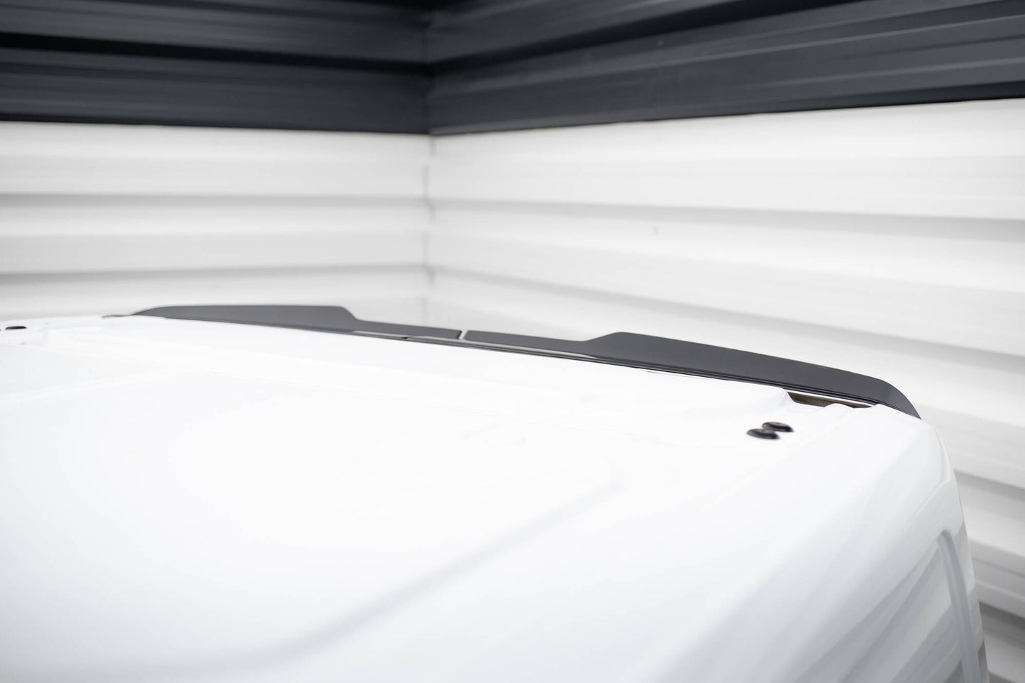 Spoiler cap ford transit custom mk1