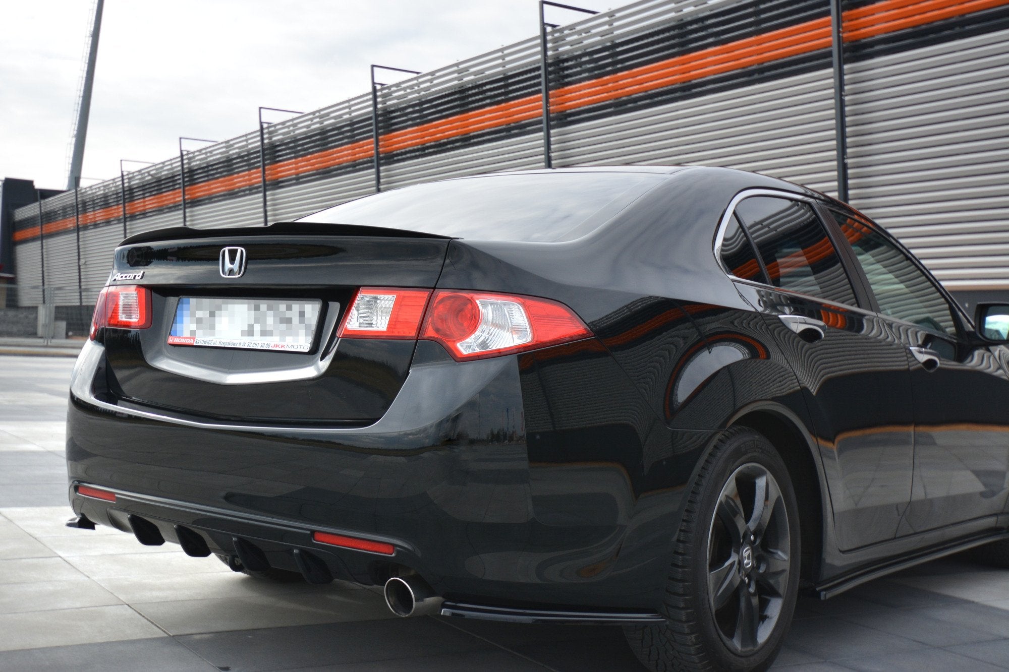 Spoiler cap honda accord mk8. (cu-series) preface sedan