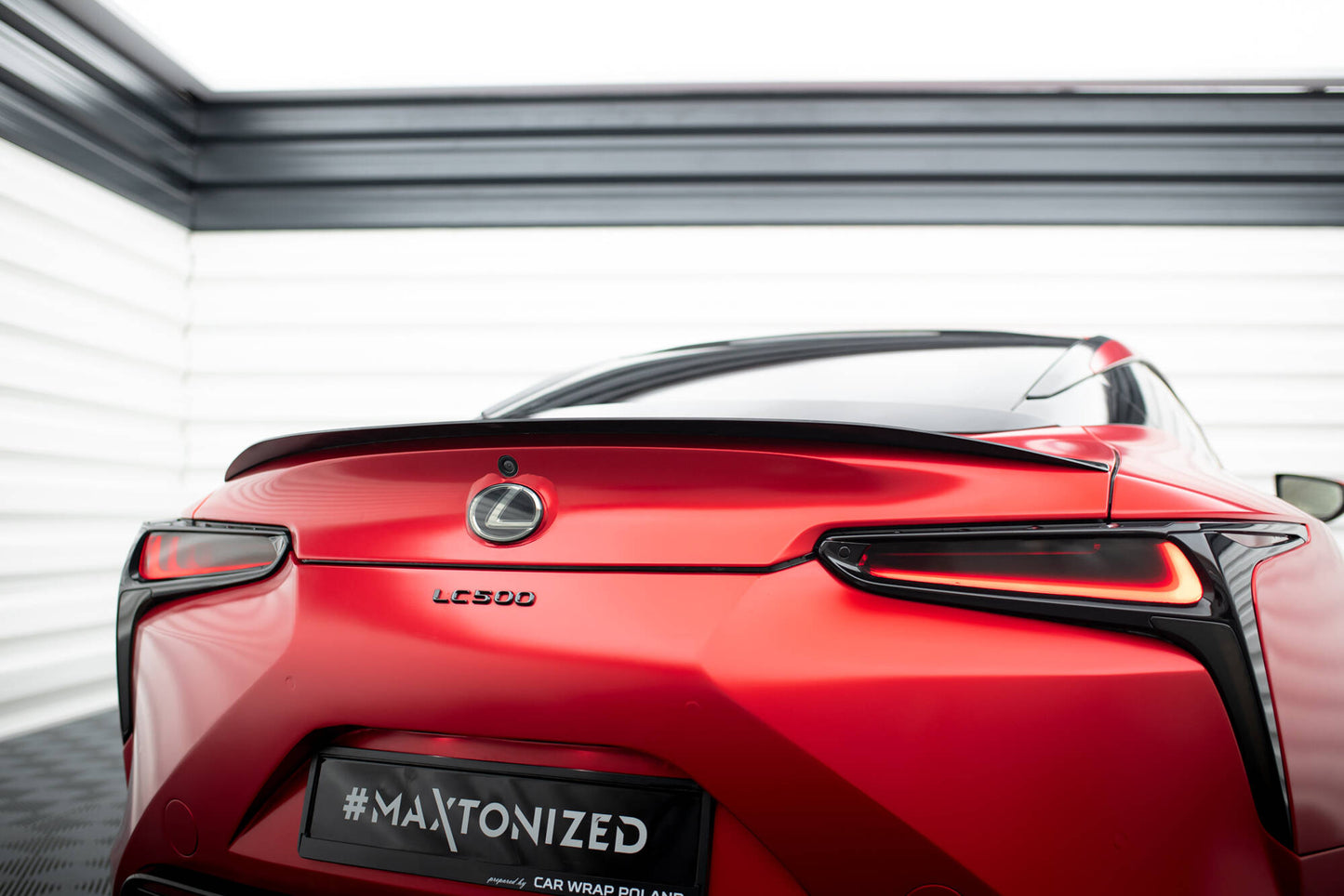 Spoiler cap lexus lc 500