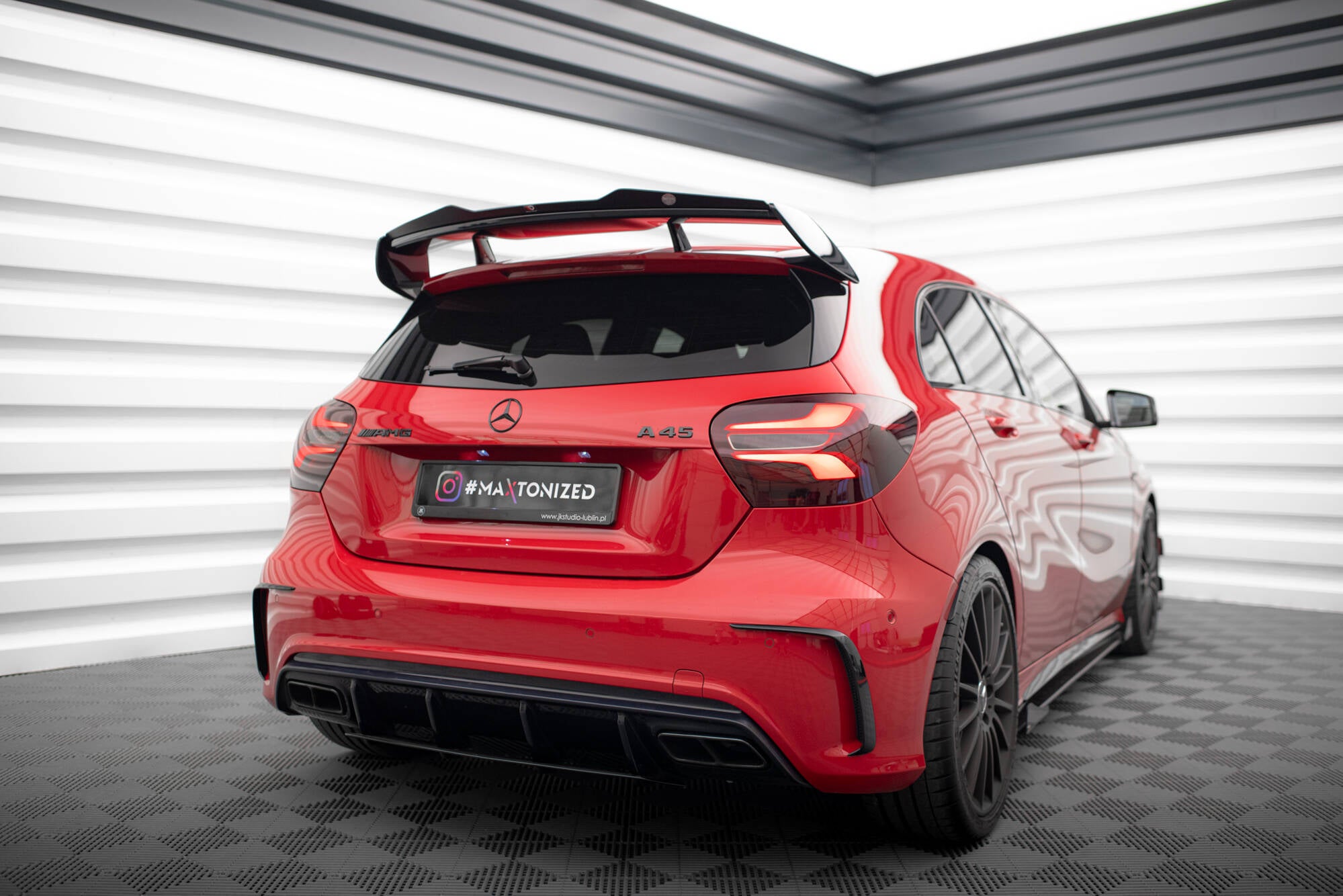 Spoiler Cap Mercedes en W176 AMG ansigtsløftning