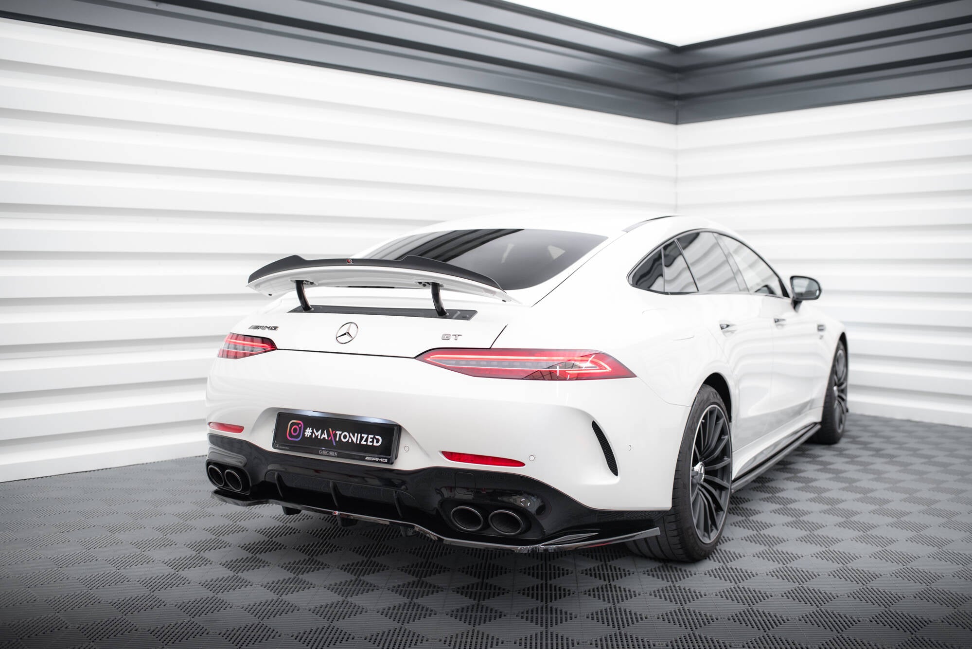 Spoiler cap mercedes-amg gt 53 / 43 v8 package 4 door-coupe