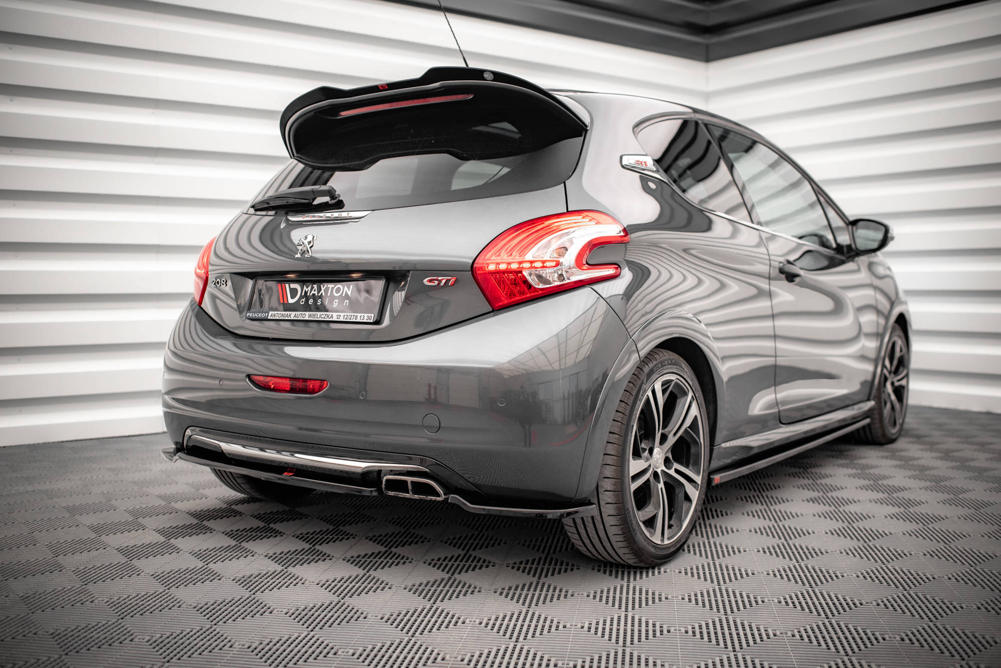 Spoileri Cap Peugeot 208 GTI MK1