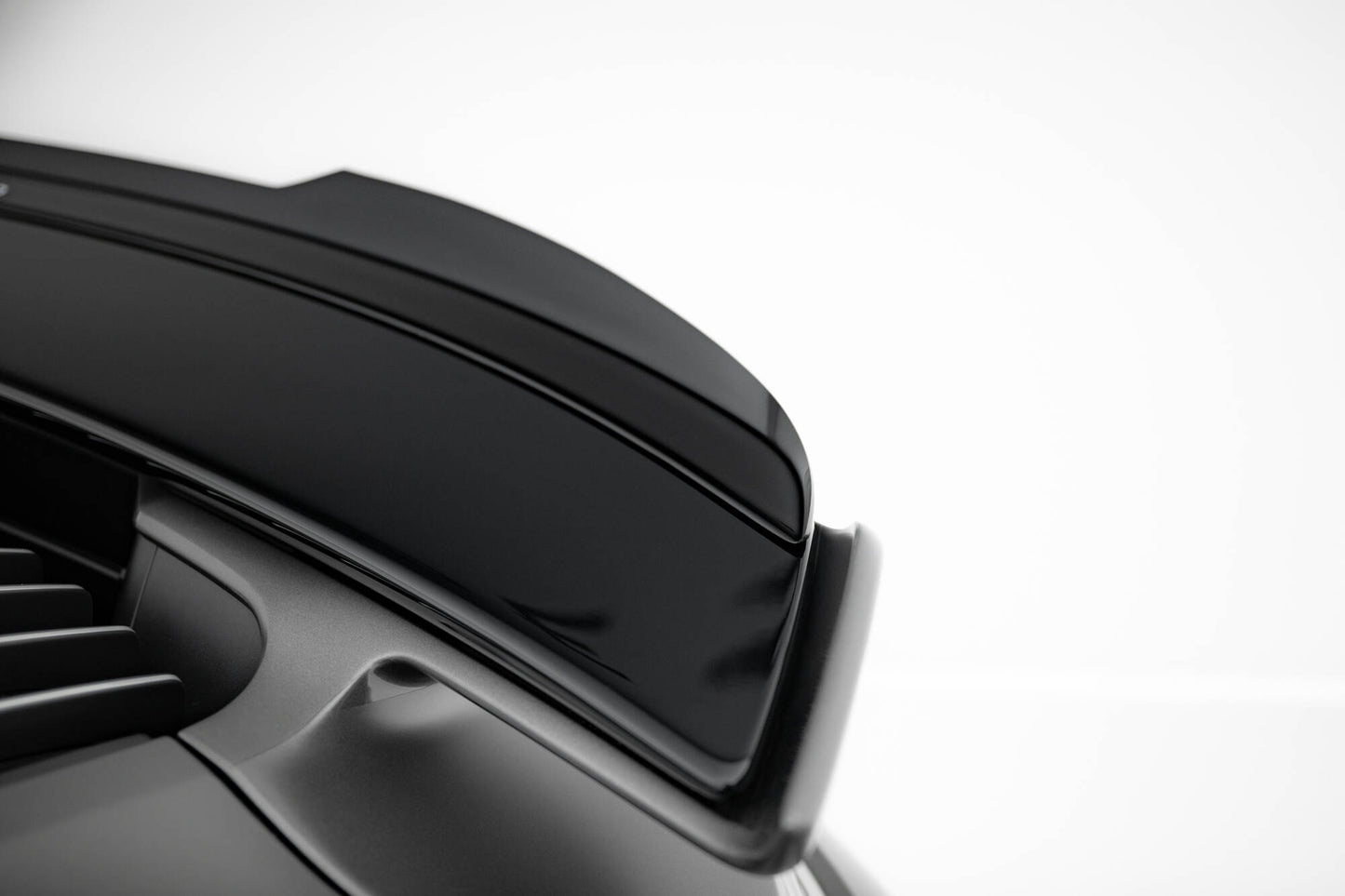 Spoiler Cap Porsche 911 Turbo's Sport Package 992