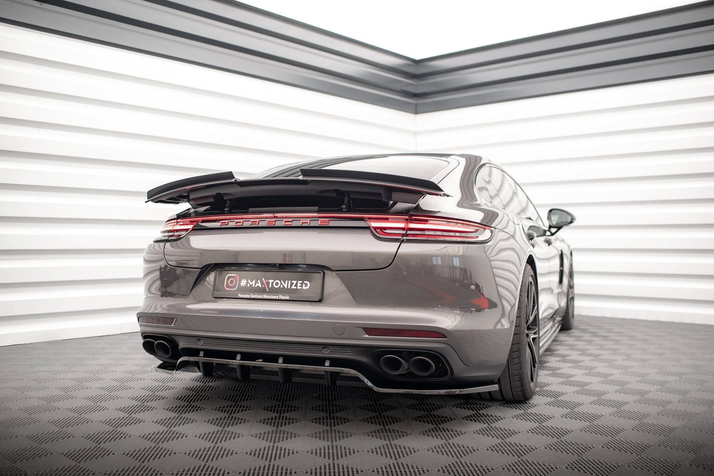 Spoiler cap porsche panamera gts / panamera e-hybrid / panamera turbo s e-hybrid 971