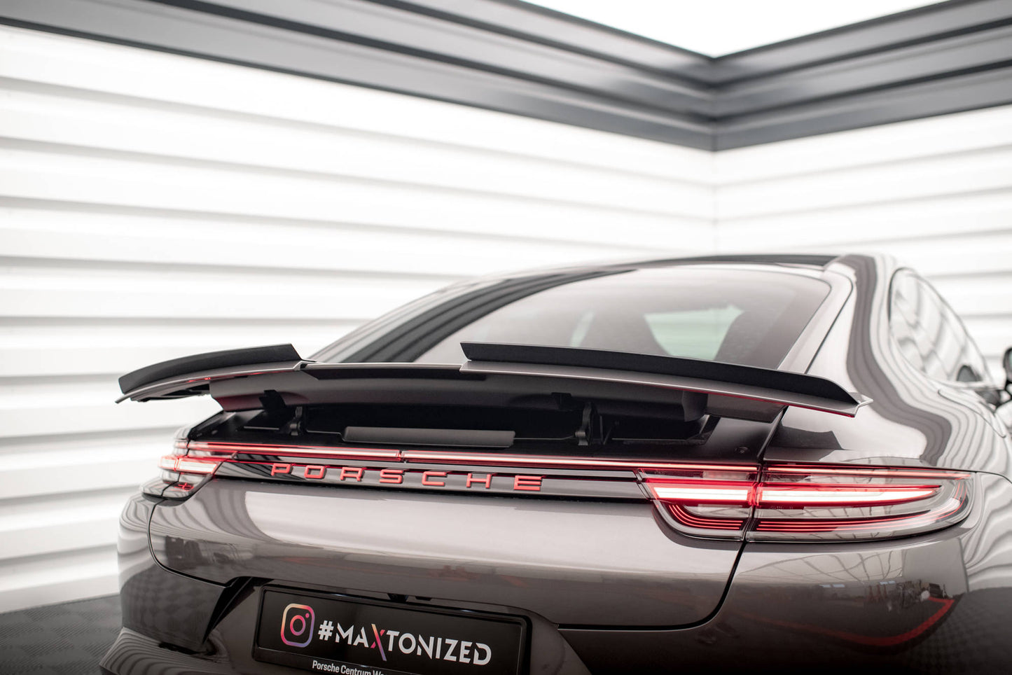 Spoiler cap porsche panamera gts / panamera e-hybrid / panamera turbo s e-hybrid 971