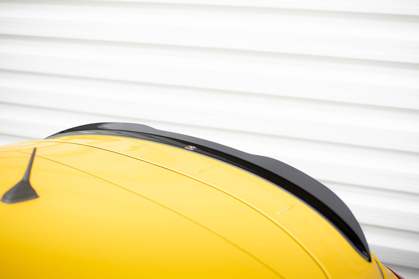 Spoiler cap renault megane mk3 rs trophy / rs cup