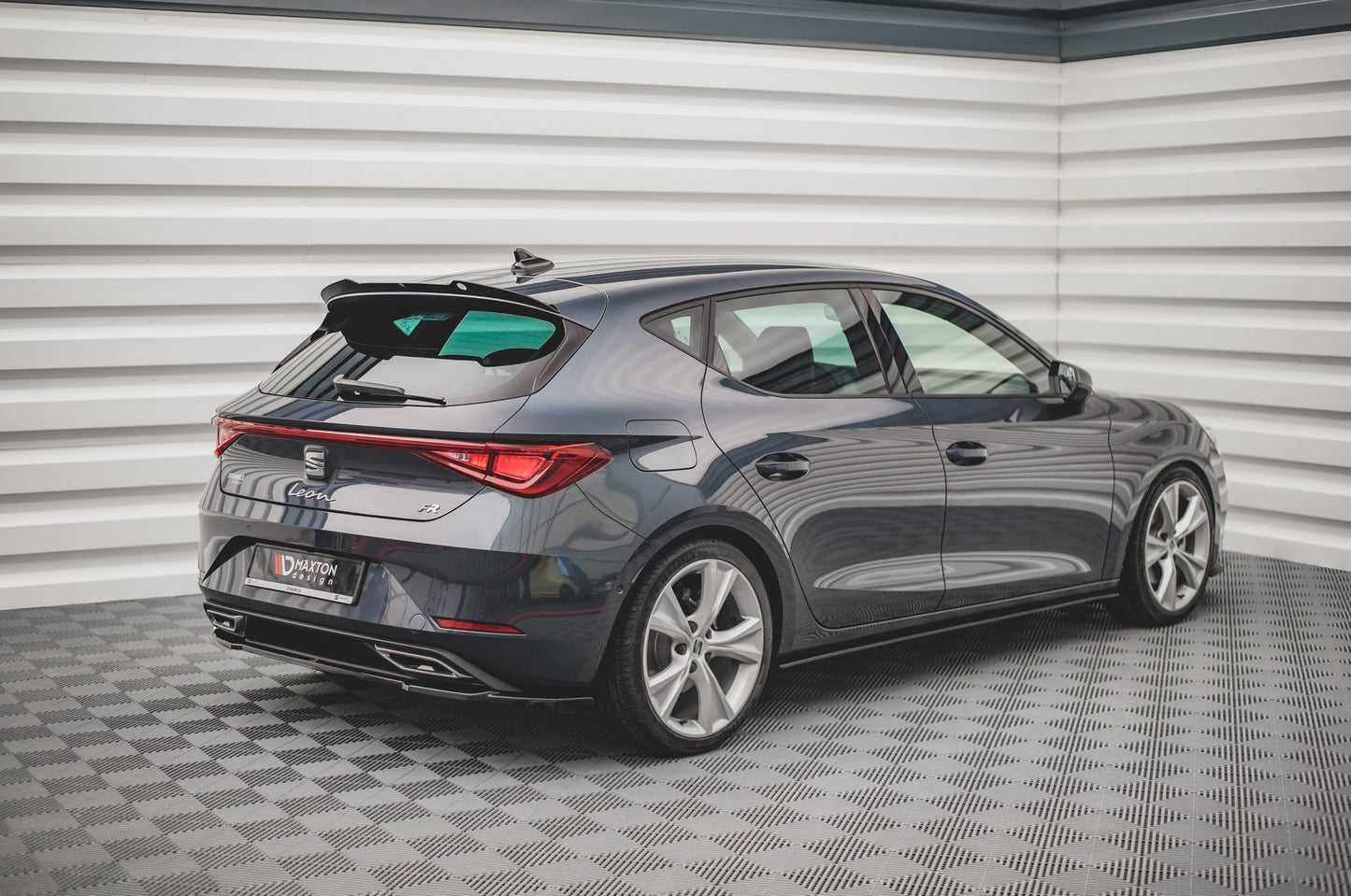 Spoiler cap seat leon fr mk4 / cupra leon hatchback