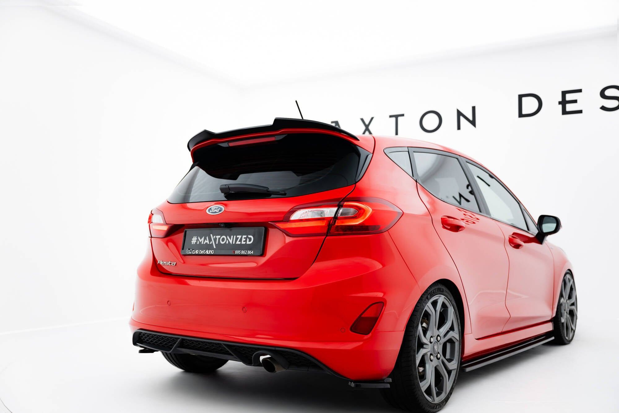Spoilerin kansi v.1 ford fiesta mk8 st / st-line