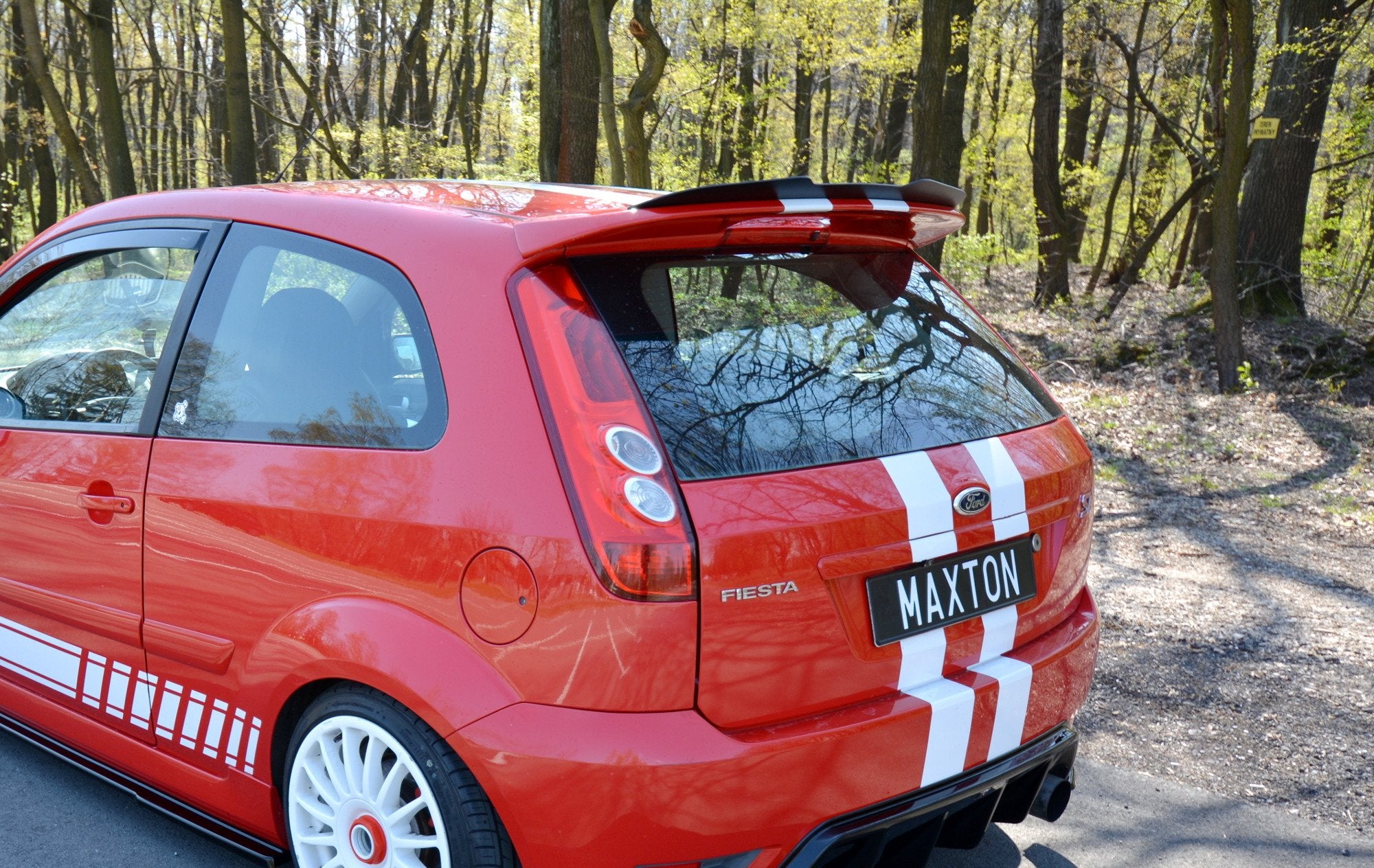 Spoilerin korkki v.1 Ford Fiesta St Mk6