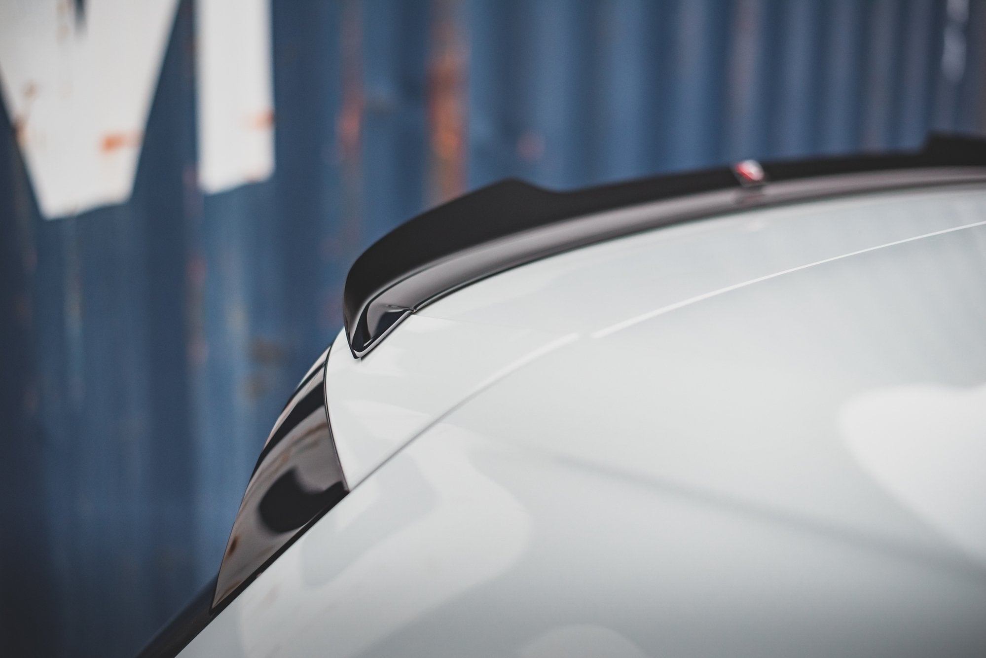 Spoiler cap v.1 volkswagen golf gti / gte / gtd / r-line / r mk8