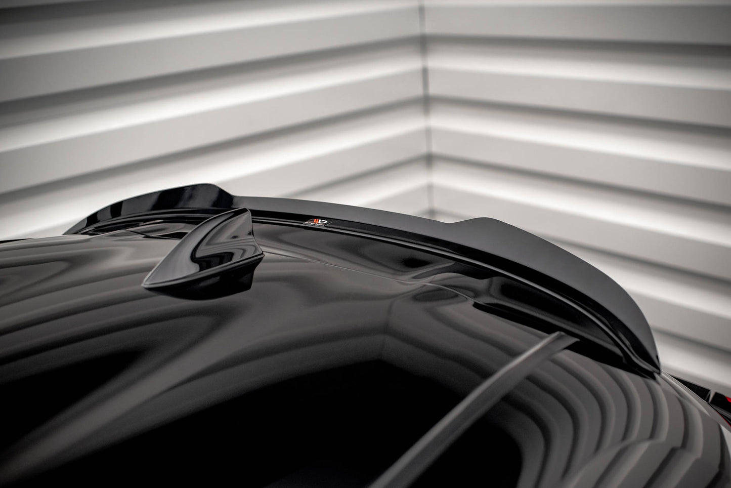 Spoiler cap v.2 toyota yaris mk4