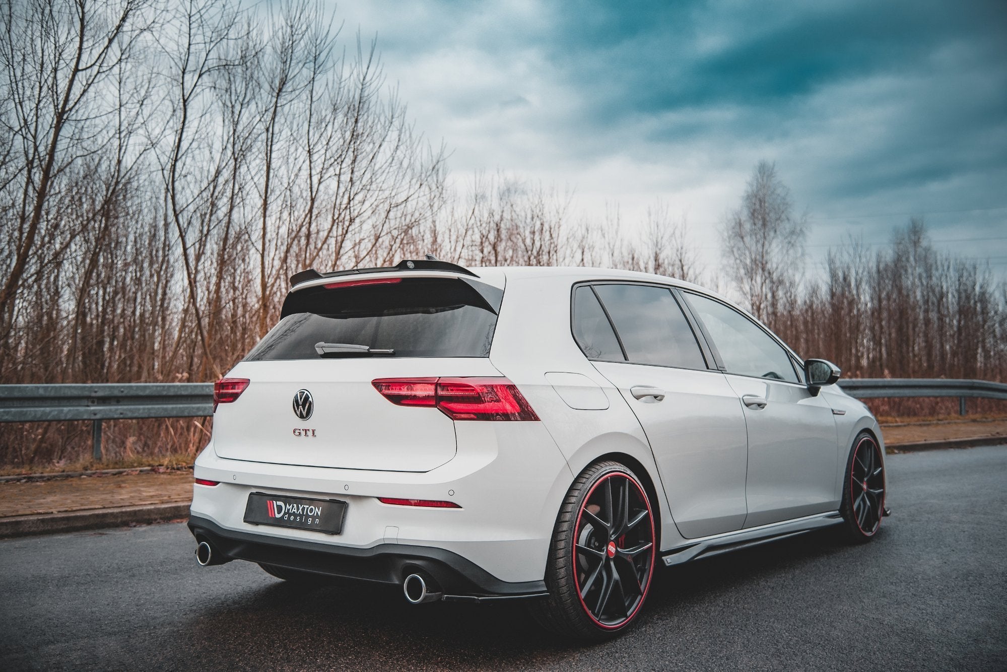 Spoiler cap v.2 volkswagen golf gti / gte / gtd / r-line / r mk8