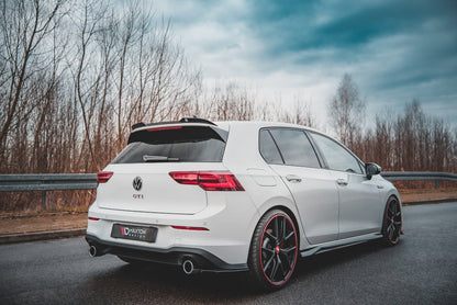 Spoilerin korkki V.2 Volkswagen Golf GTI / GTE / GTD / R-LINE / R MK8