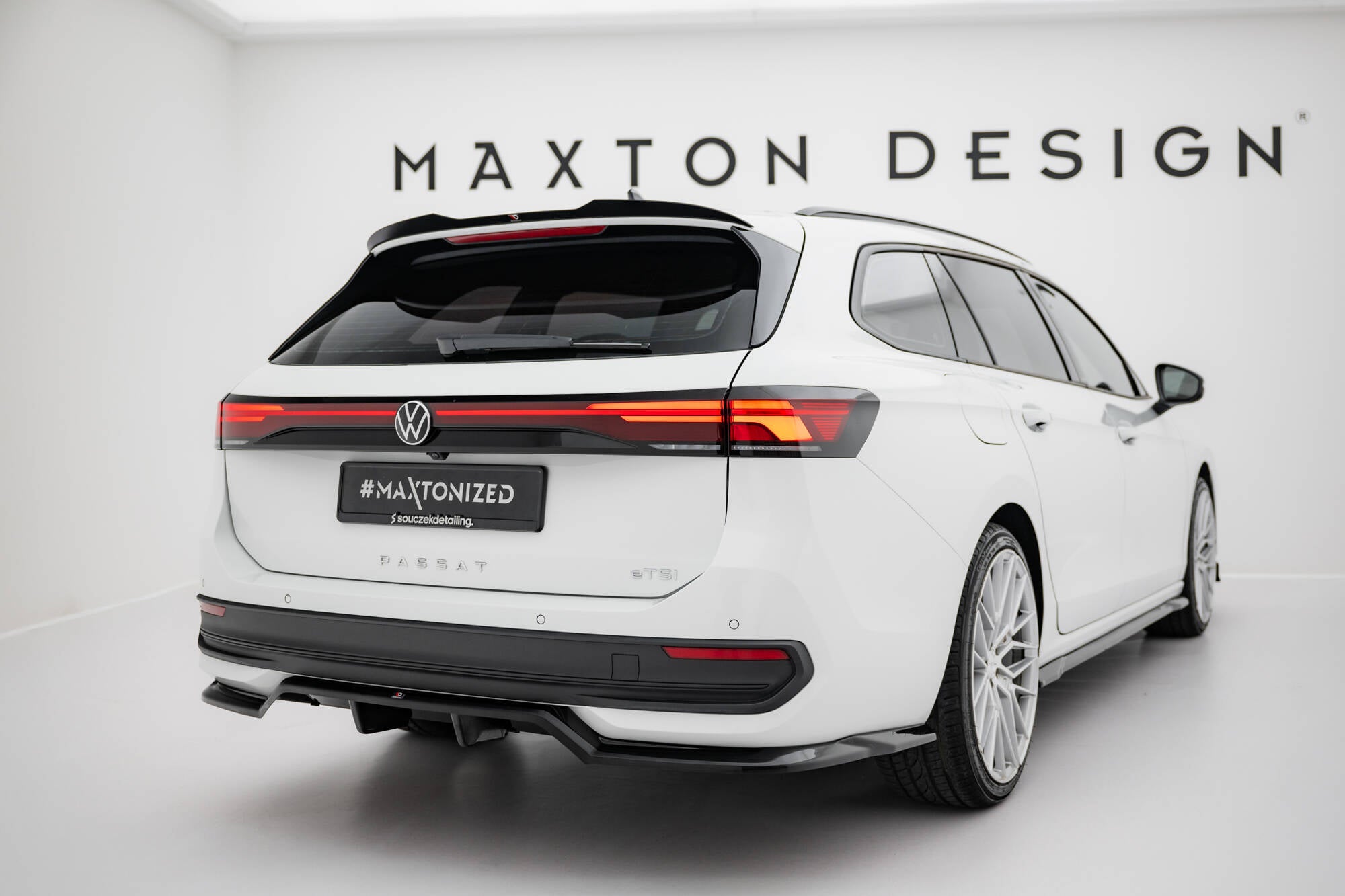 Spoilerin kansi Volkswagen Passat B9