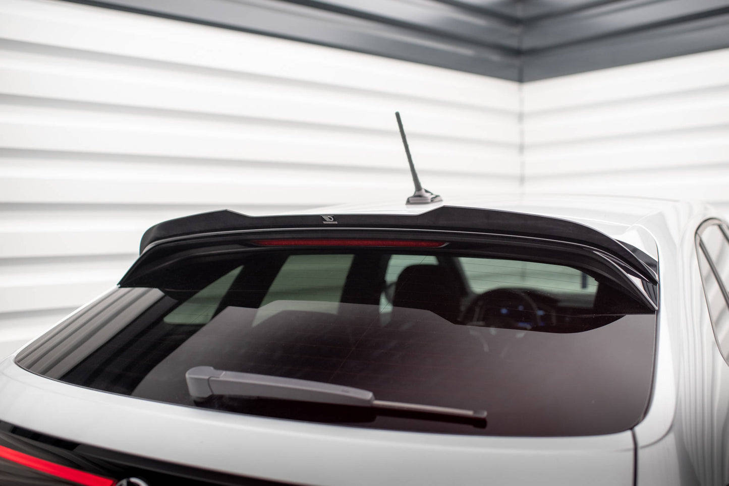 Spoiler cap volkswagen taigo r-line mk1