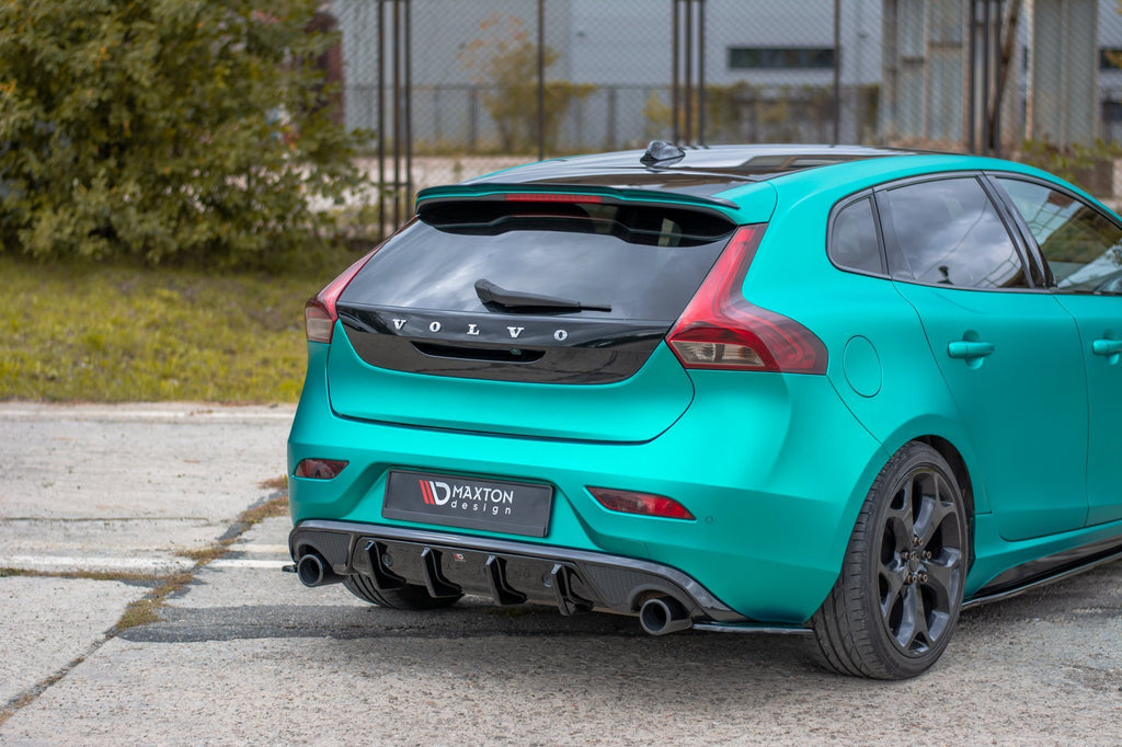 Spoilerin korkki Volvo V40