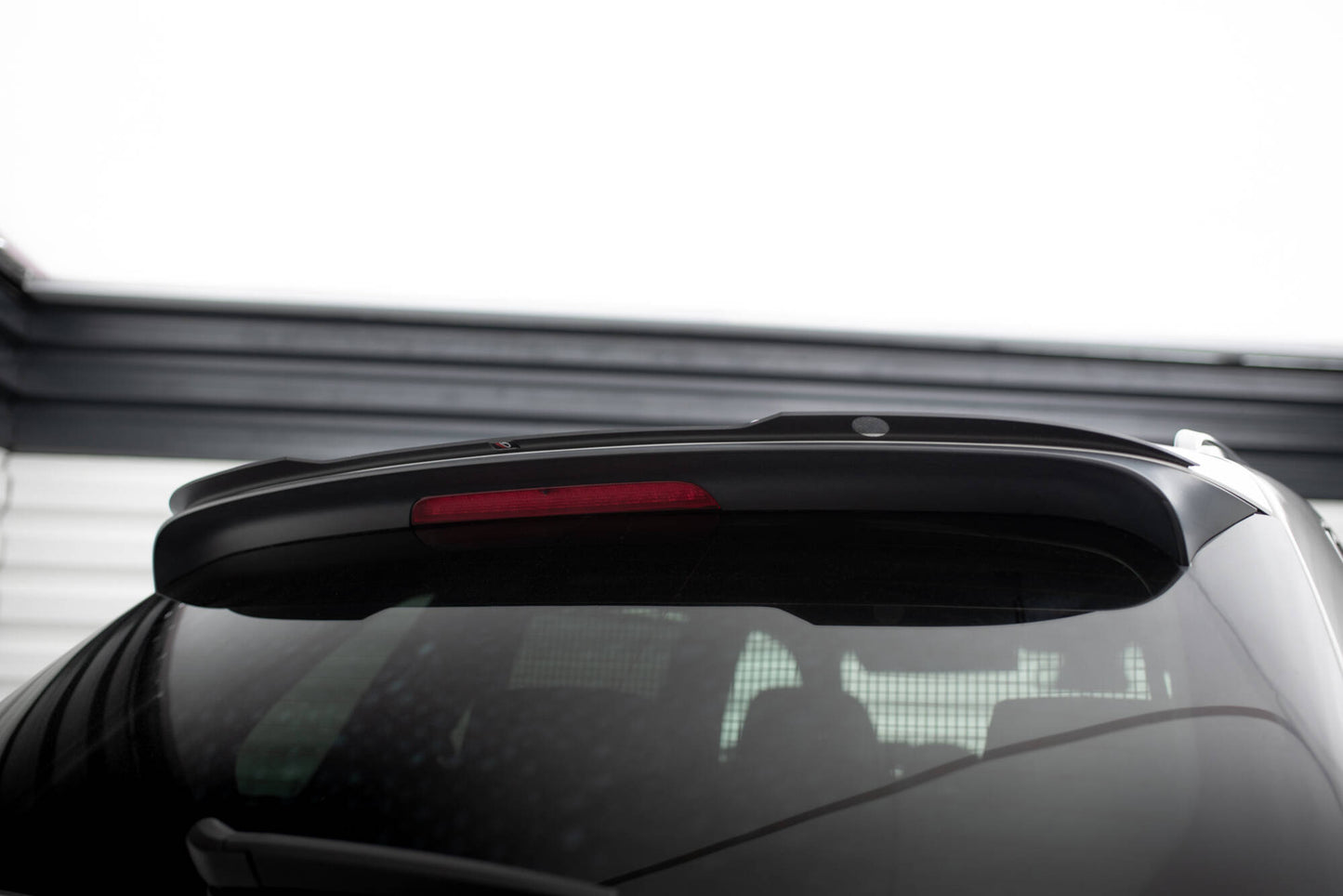 Spoiler cap for bmw x5 e70 facelift m-pack
