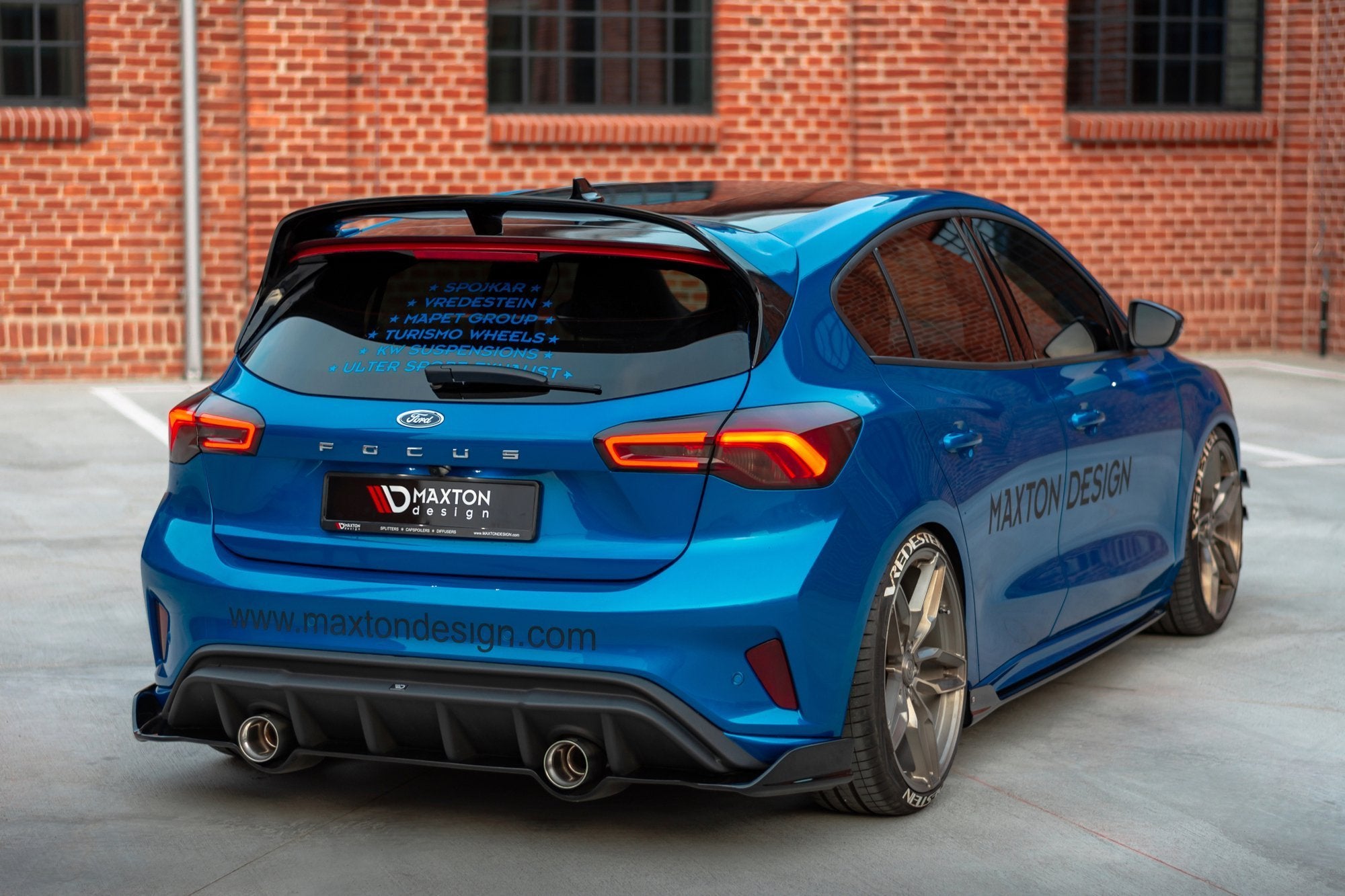 Spoiler ford focus hatchback mk4
