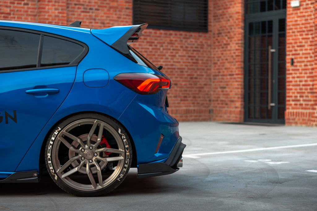 Spoiler ford focus hatchback mk4