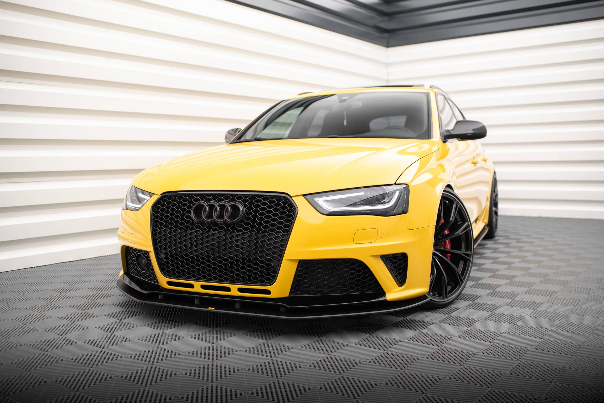 Street pro etusplitteri audi rs4 b8