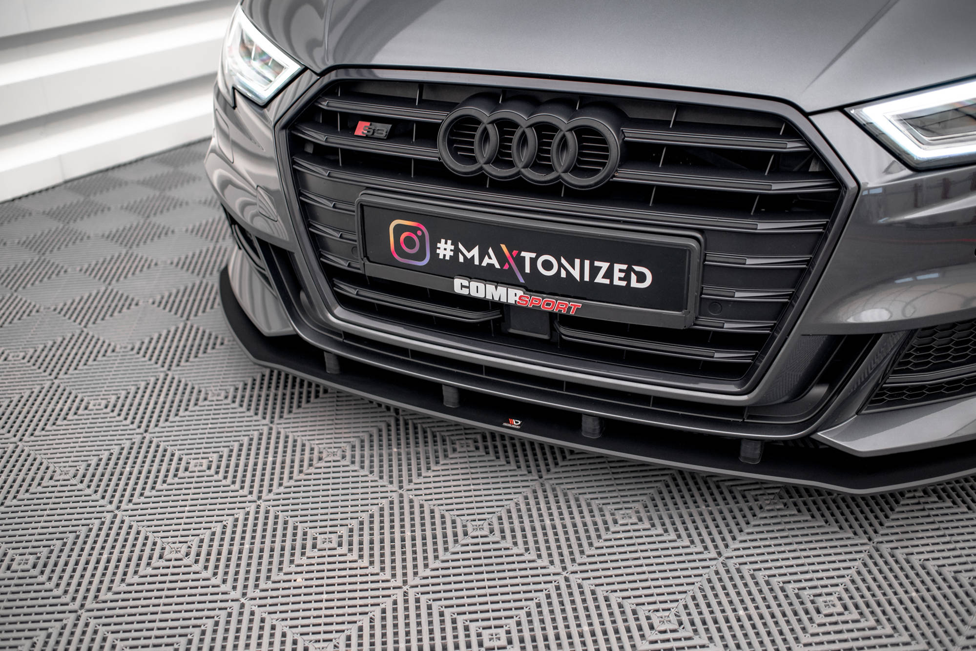 Street Pro Front Splitter Audi S3 / A3 S-Line Sportback 8V FaceLift