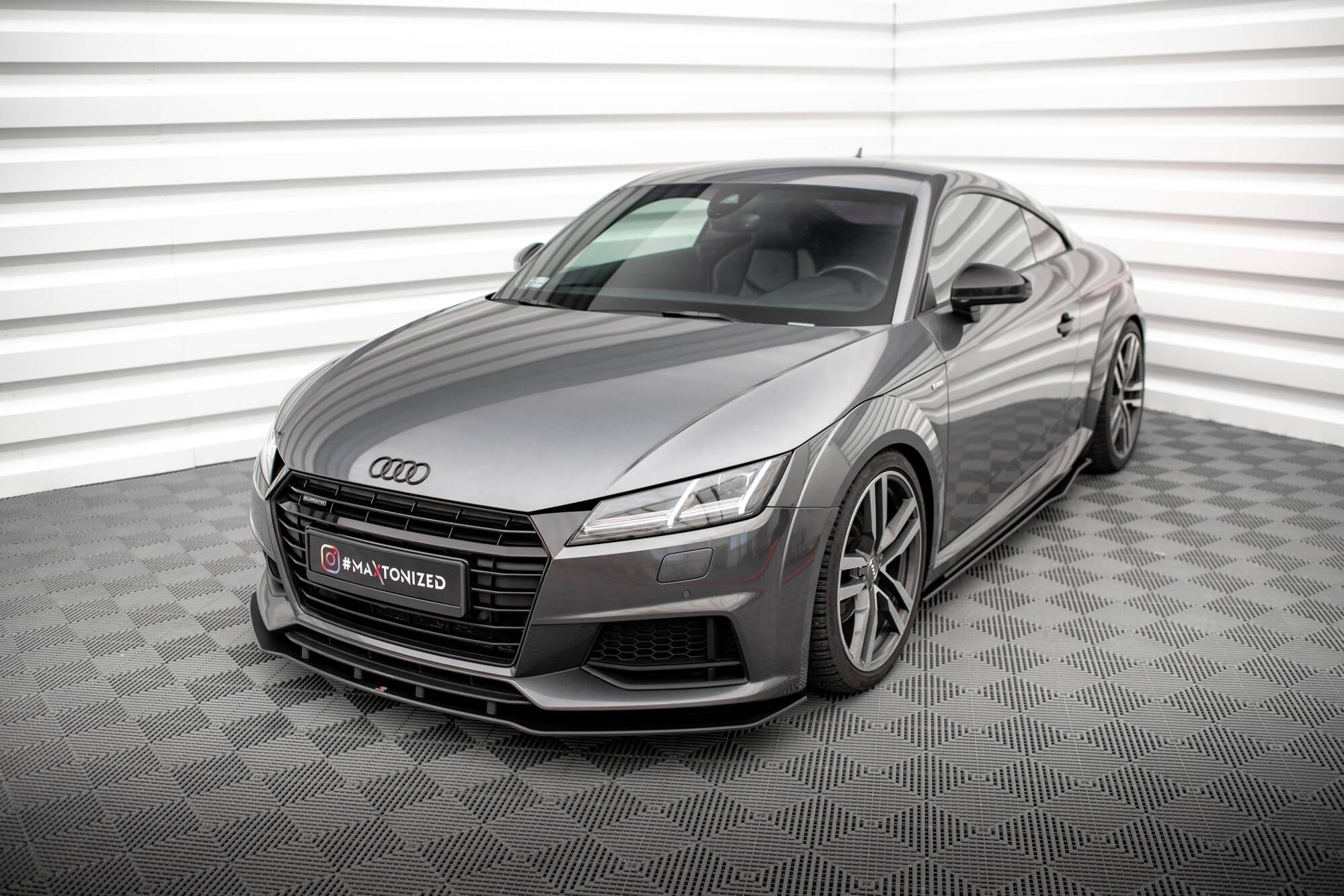 Street pro front splitter audi tt s / s-line 8s