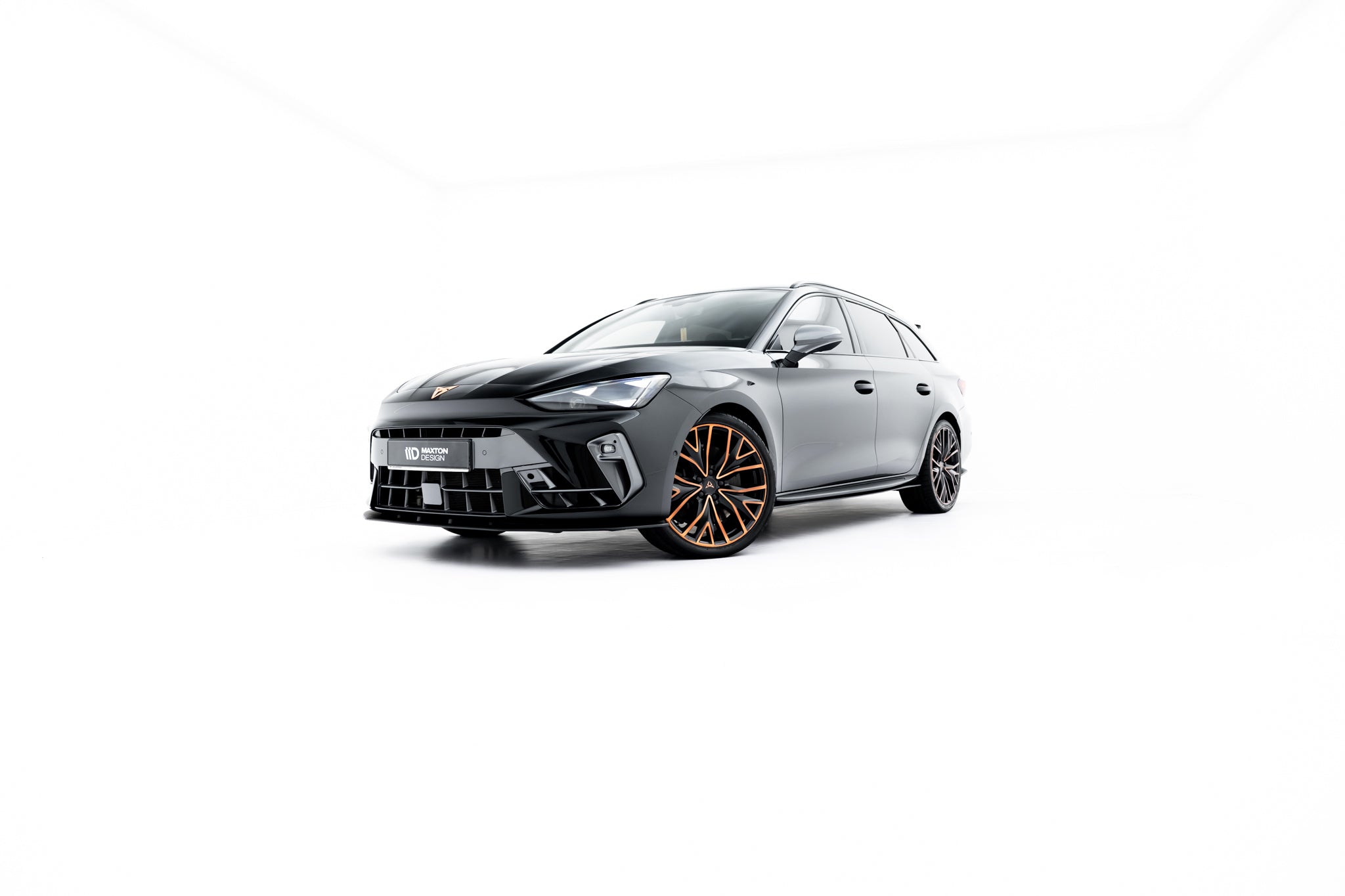 Street Pro etupuskurin splitteri Cupra Leon ST / Hatchback mk1 facelift