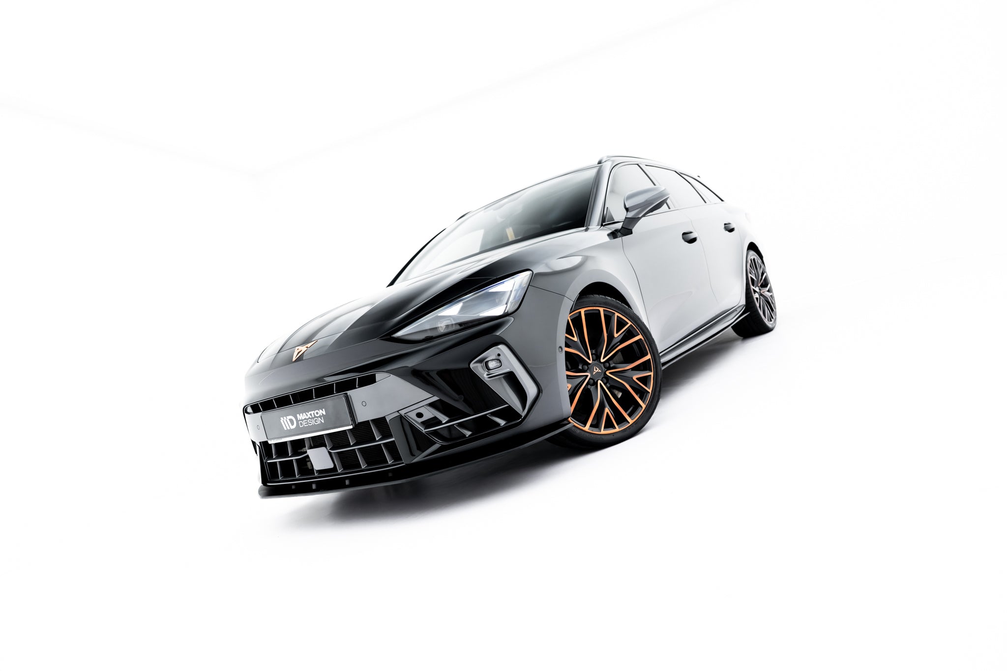 Street Pro etupuskurin splitteri Cupra Leon ST / Hatchback mk1 facelift