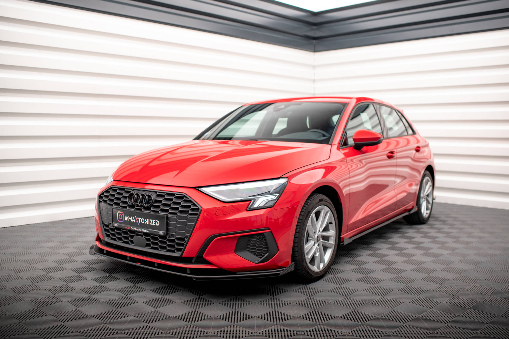 Street pro front splitter + flaps audi a3 8y