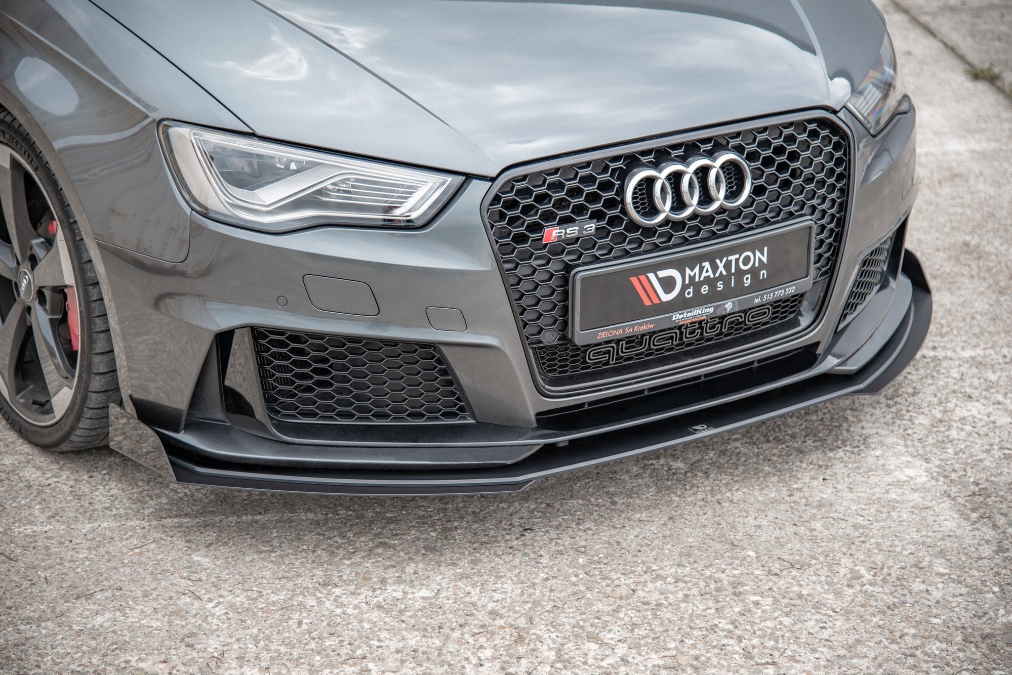 Street Pro Front Splits + flapper Audi RS3 8V Sportback