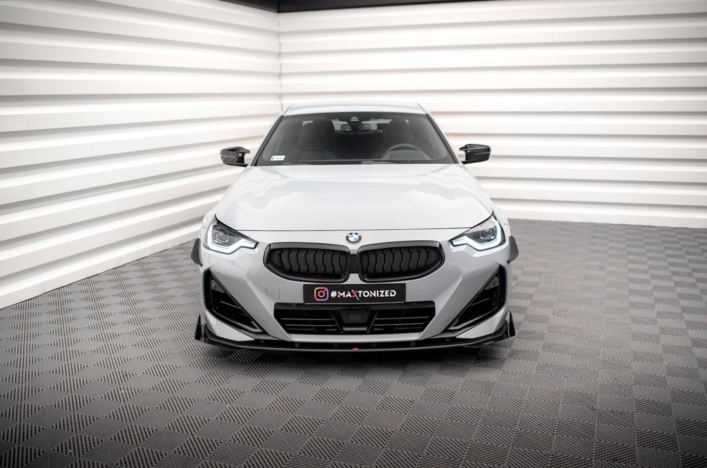 Street Pro etu-istukki + leikkaukset BMW 2 Coupe M-Pakka / M240i G42