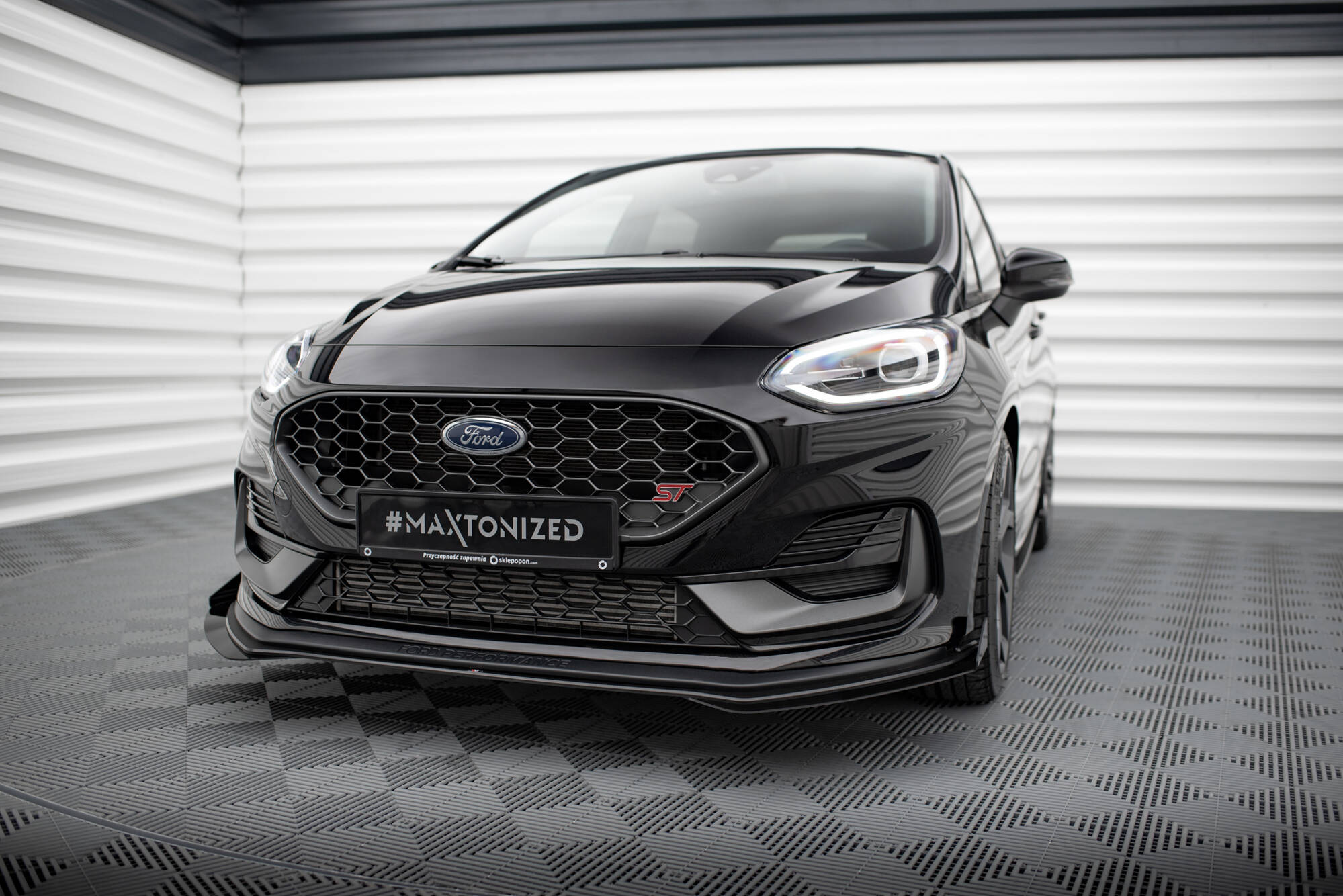 Street pro front splitter + flaps ford fiesta st mk8 facelift