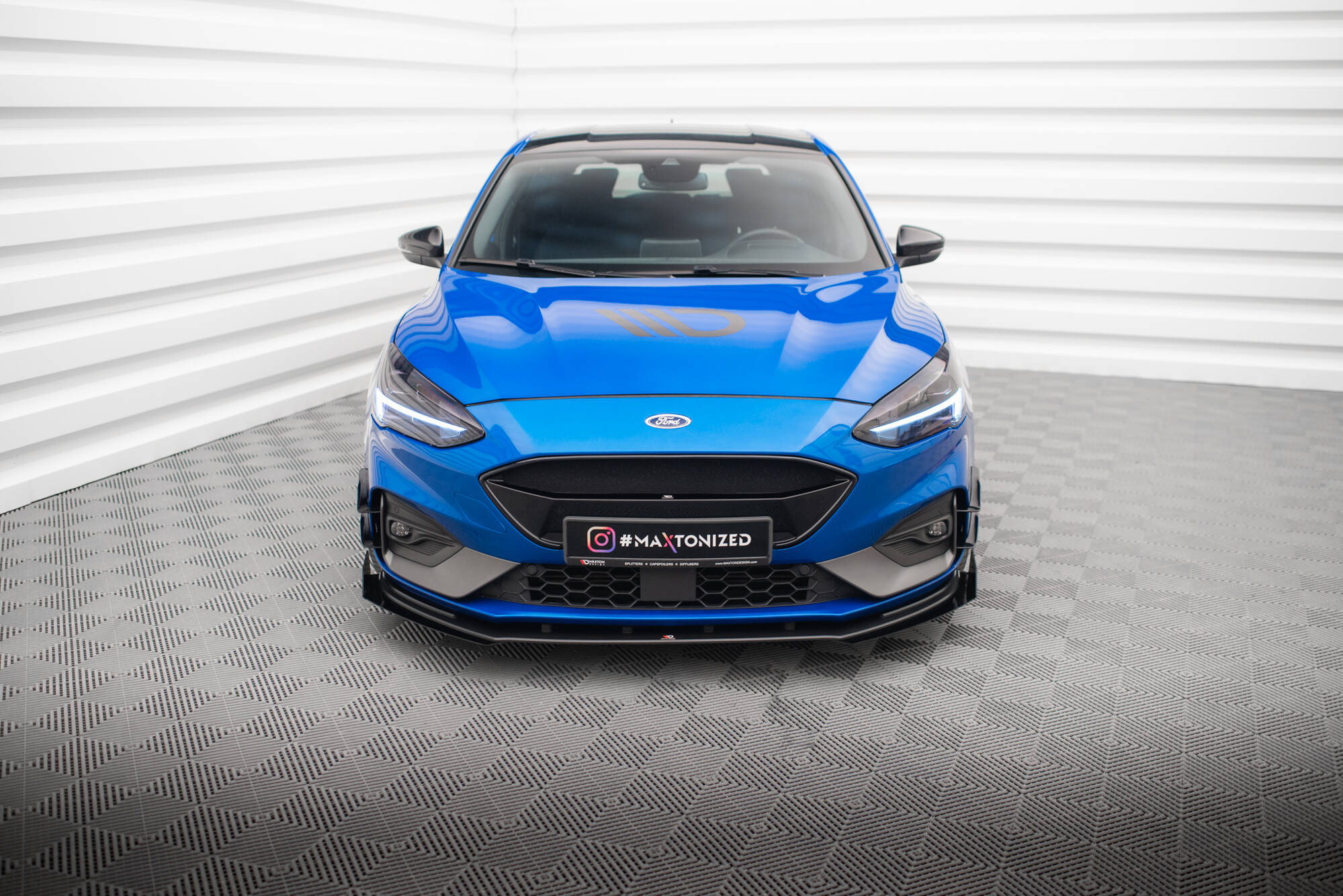 Street pro etusplitteri + läpät Ford Focus ST / ST-Line mk4