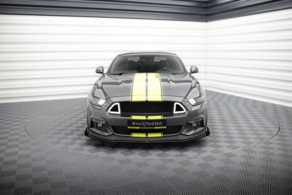 Street Pro etujakaja + läpät ford mustang gt mk6