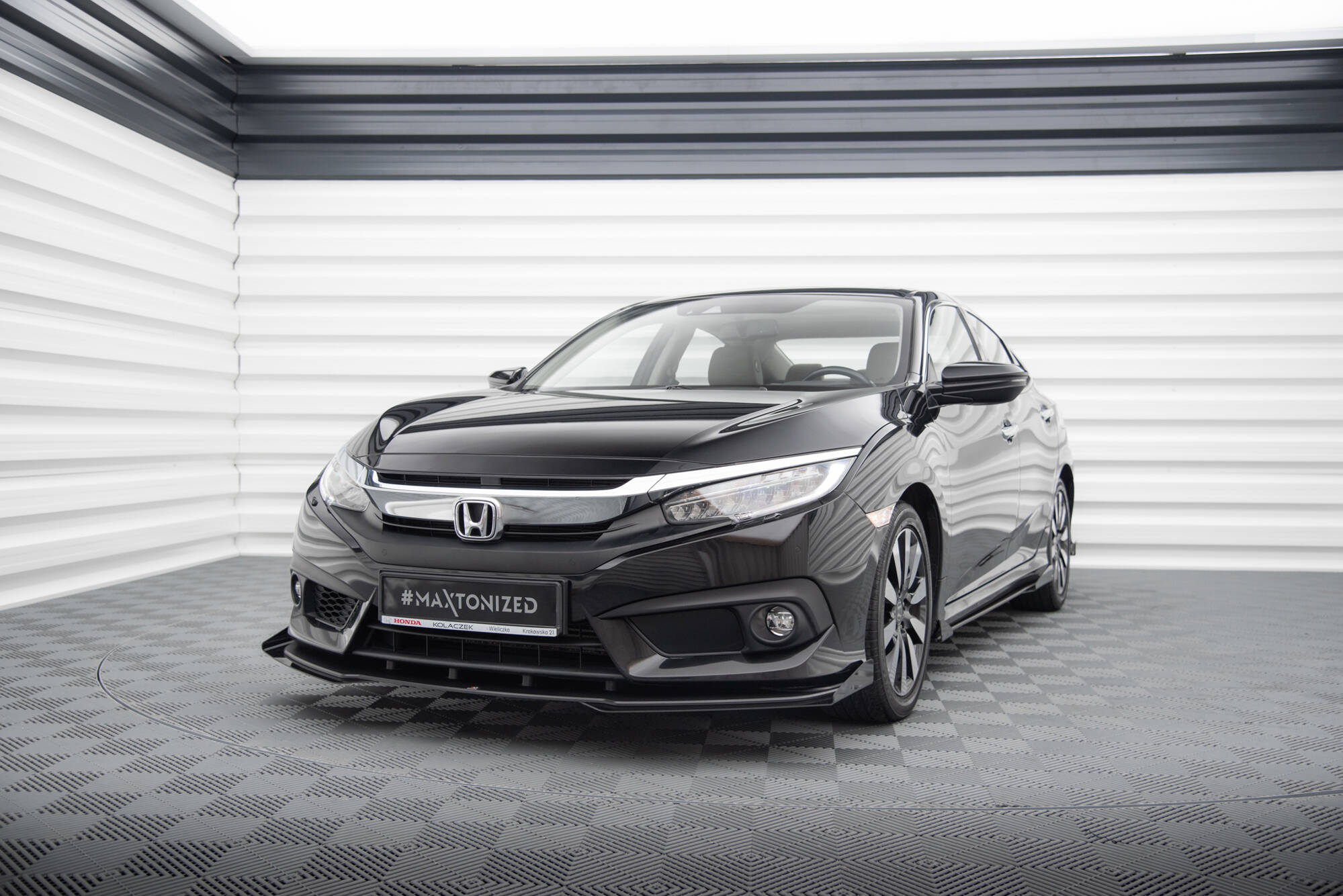 Street Pro Front Splits + Flaps Honda Civic MK10