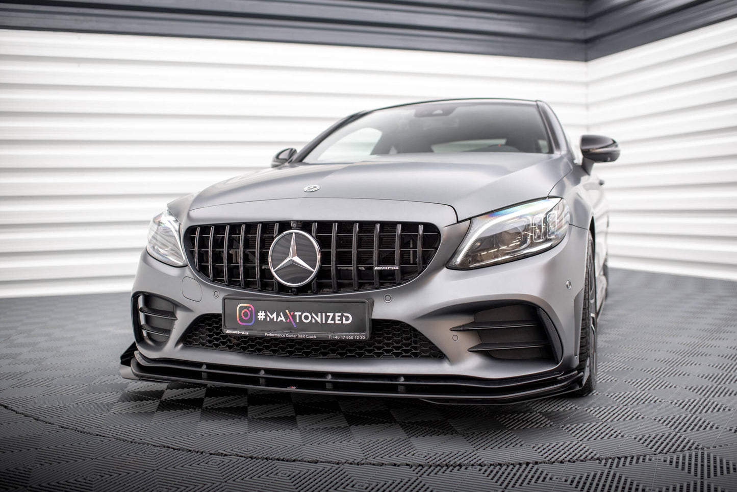 Street Pro Front Splitter + flapper Mercedes-AMG C43 Coupe / Cabrio C205 Facelift / A205 Facelift