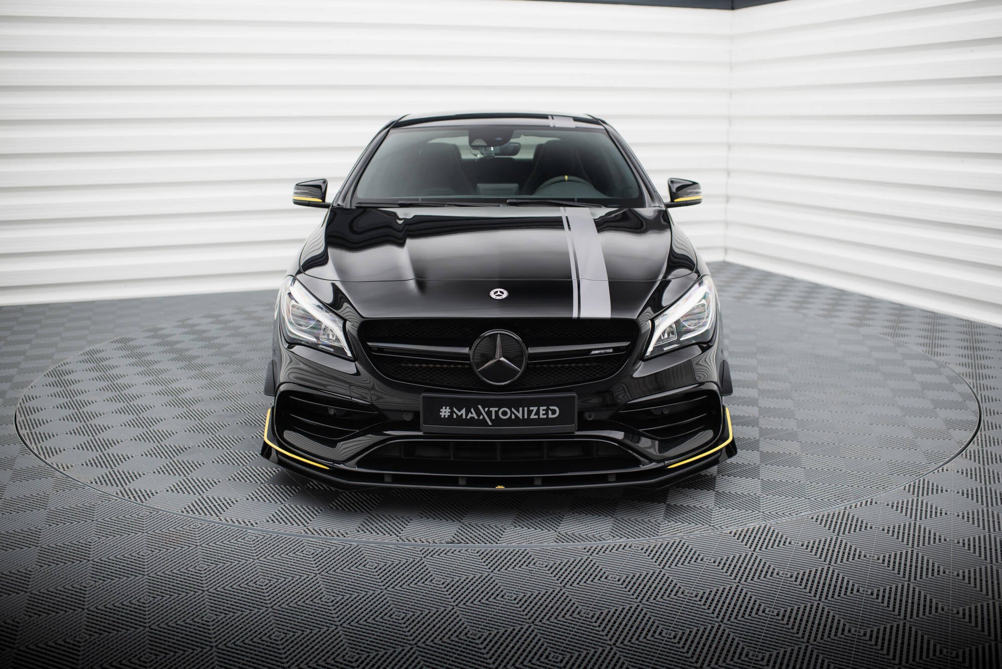 Street pro front splitter + flaps mercedes-amg cla 45 aero c117 facelift