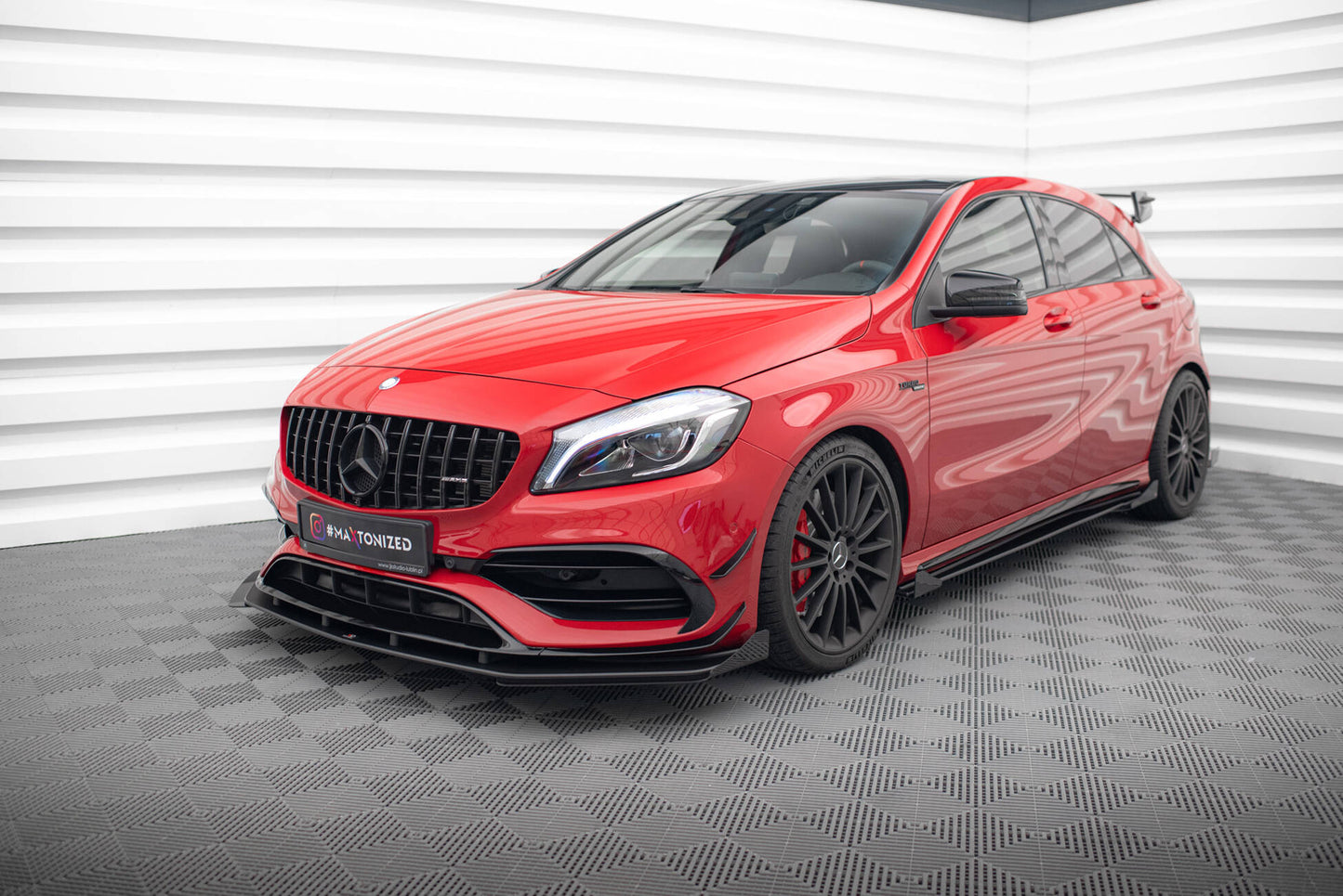 Street pro front splitter + flaps mercedes-benz a 45 amg aero w176 facelift