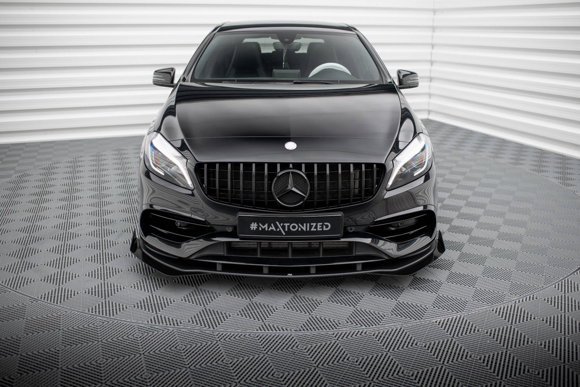 Street pro front splitter + flaps mercedes-benz a amg-line w176 facelift