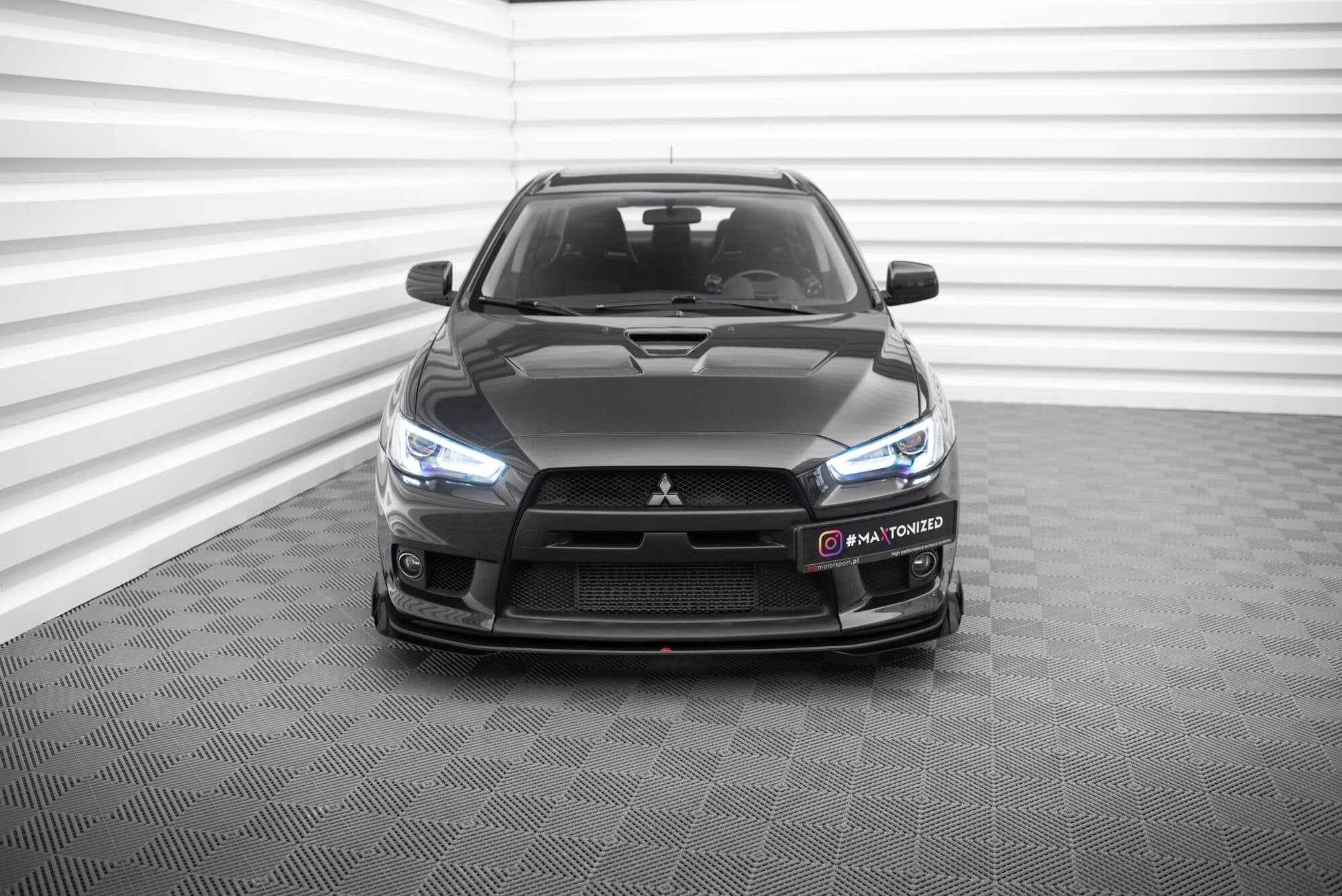 Street Pro Front Splits + Flaps Mitsubishi Lancer Evo X
