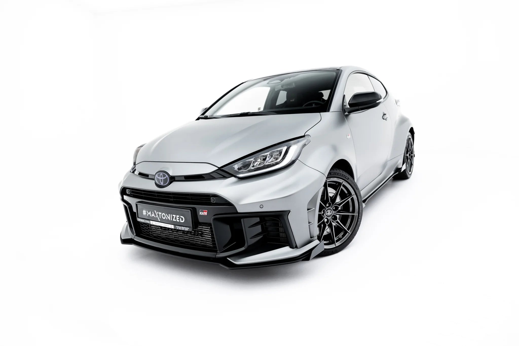 Street pro front splitter + flaps toyota gr yaris mk4 facelift